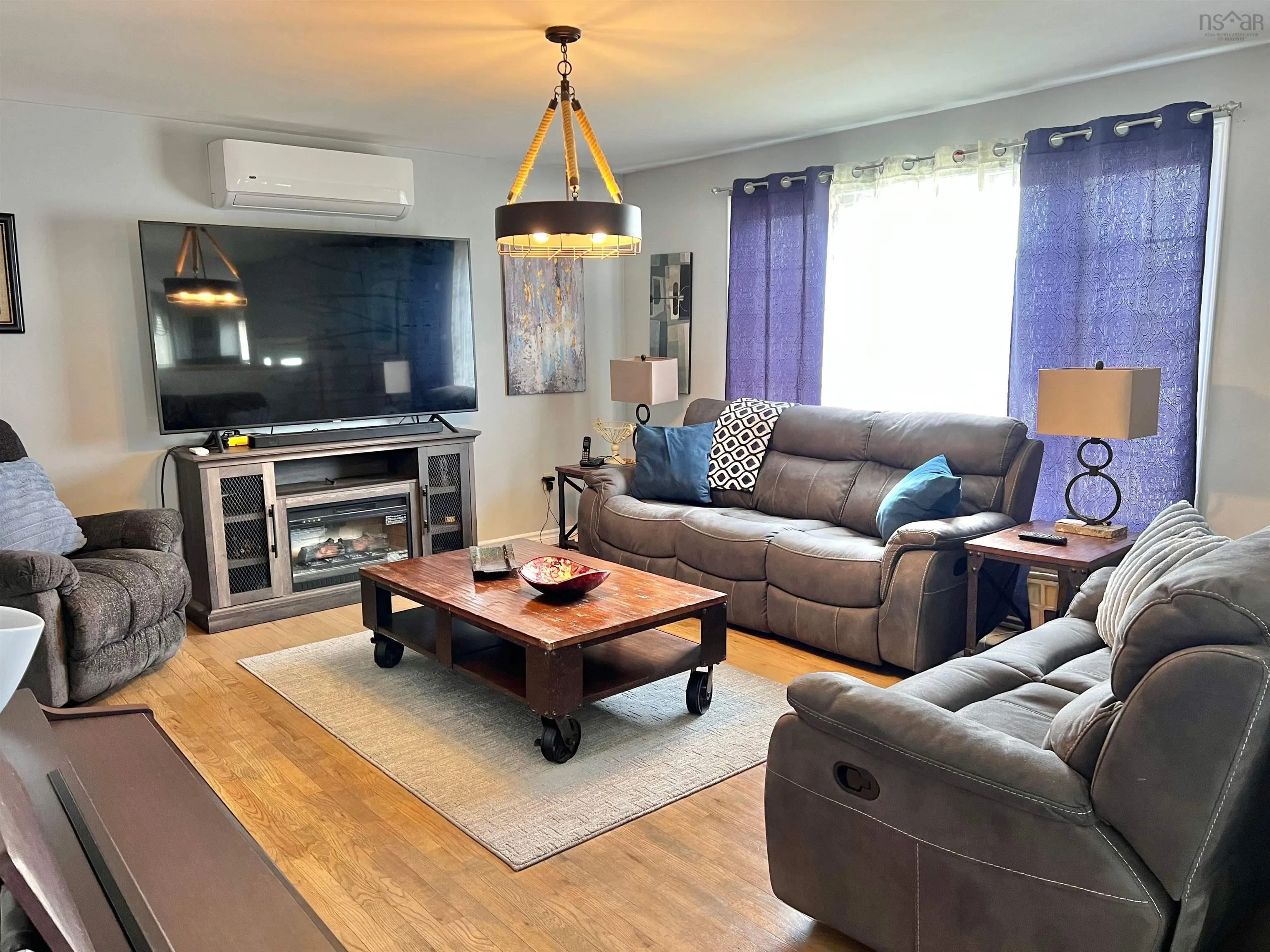 485 Brunswick Street, Yarmouth, NS B5A 4V5, 3 Bedrooms Bedrooms, ,2 BathroomsBathrooms,Residential,For Sale,Brunswick,202519687