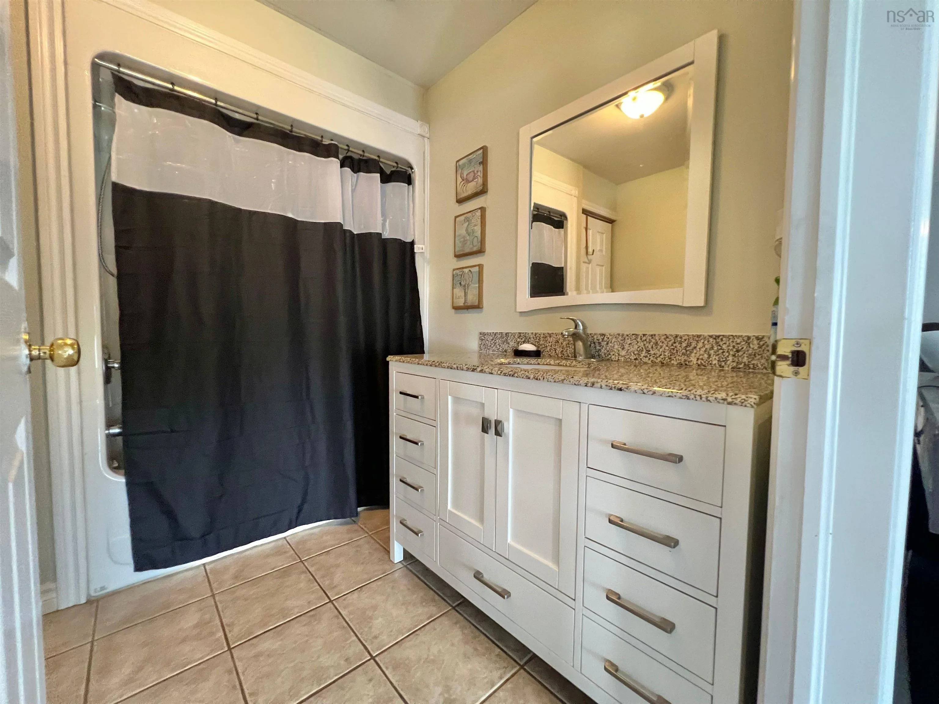 485 Brunswick Street, Yarmouth, NS B5A 4V5, 3 Bedrooms Bedrooms, ,2 BathroomsBathrooms,Residential,For Sale,Brunswick,202519687