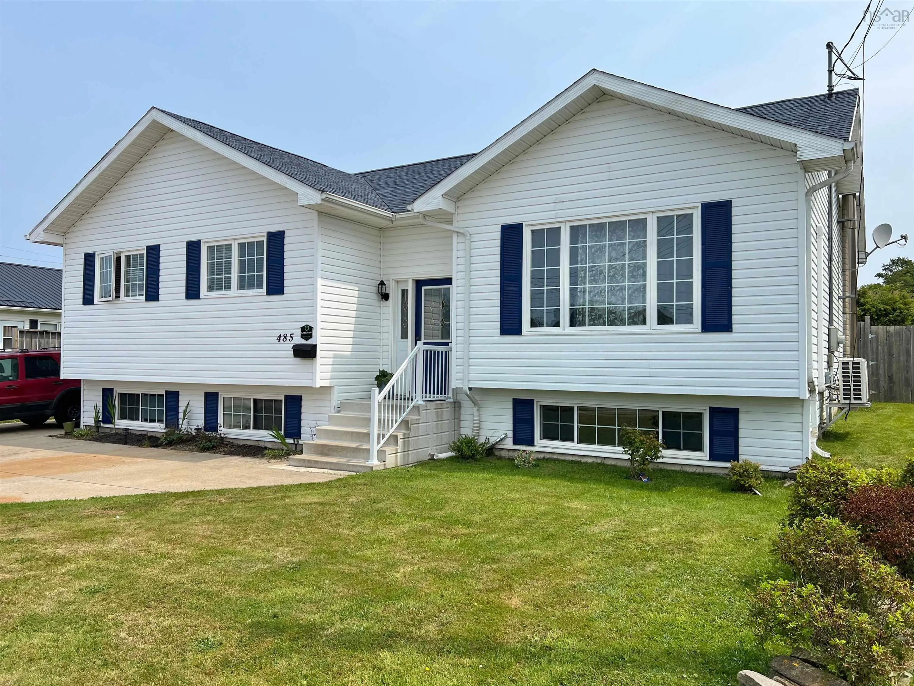 485 Brunswick Street, Yarmouth, NS B5A 4V5, 3 Bedrooms Bedrooms, ,2 BathroomsBathrooms,Residential,For Sale,Brunswick,202519687