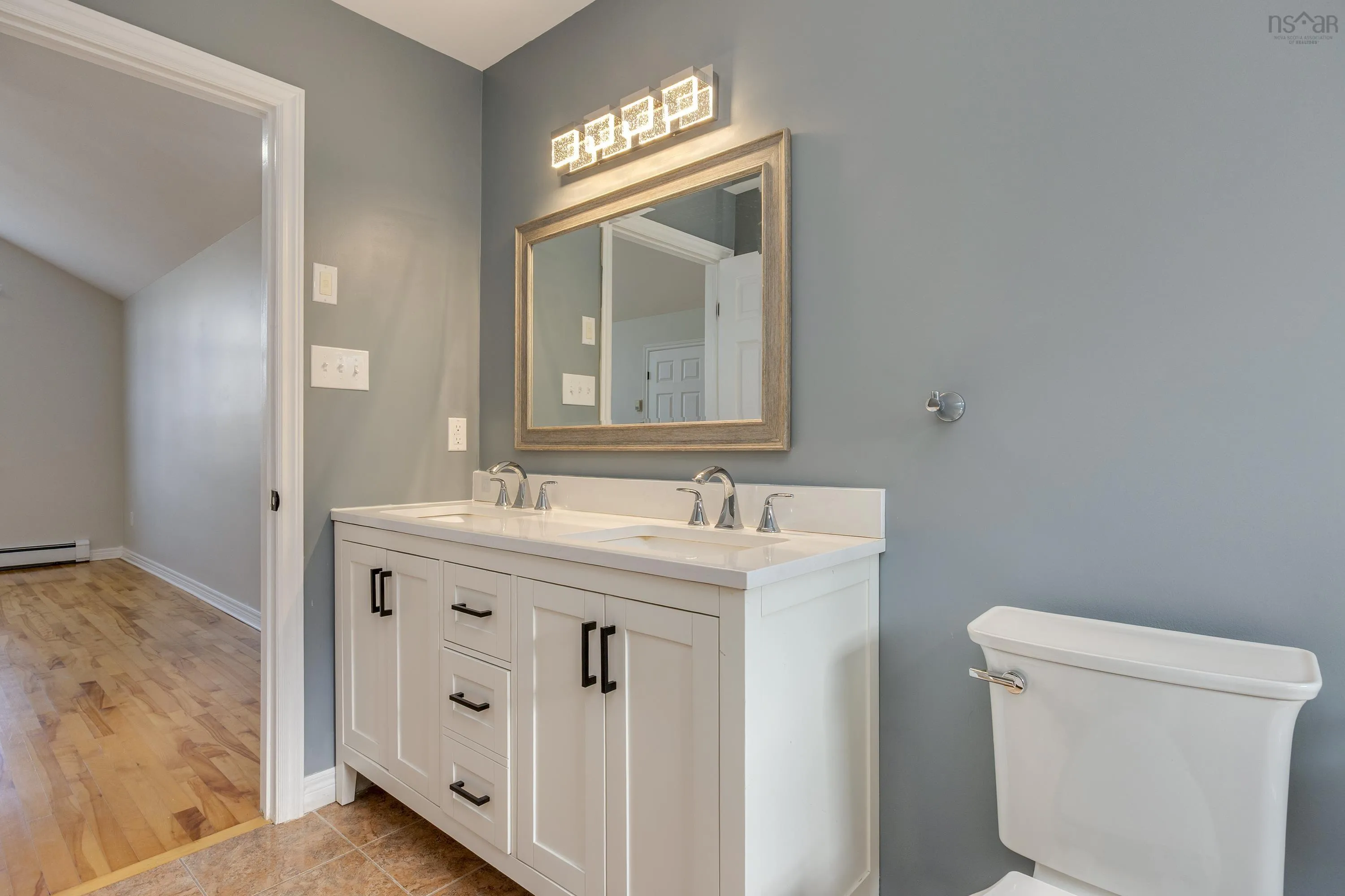 246 Langbrae Drive, Halifax, NS B3S 1K4, 5 Bedrooms Bedrooms, ,4 BathroomsBathrooms,Residential,For Sale,Langbrae,202523547