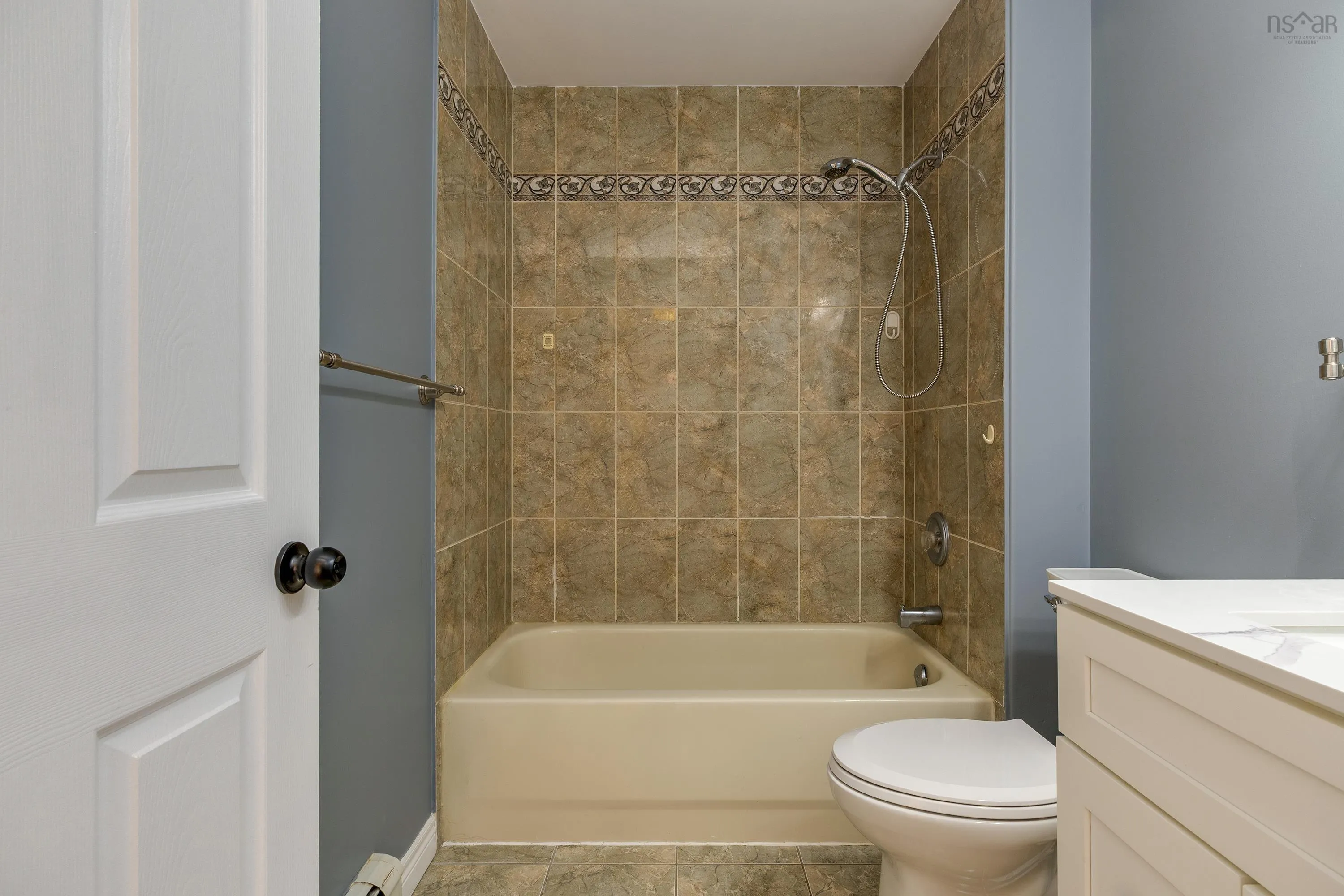 246 Langbrae Drive, Halifax, NS B3S 1K4, 5 Bedrooms Bedrooms, ,4 BathroomsBathrooms,Residential,For Sale,Langbrae,202523547
