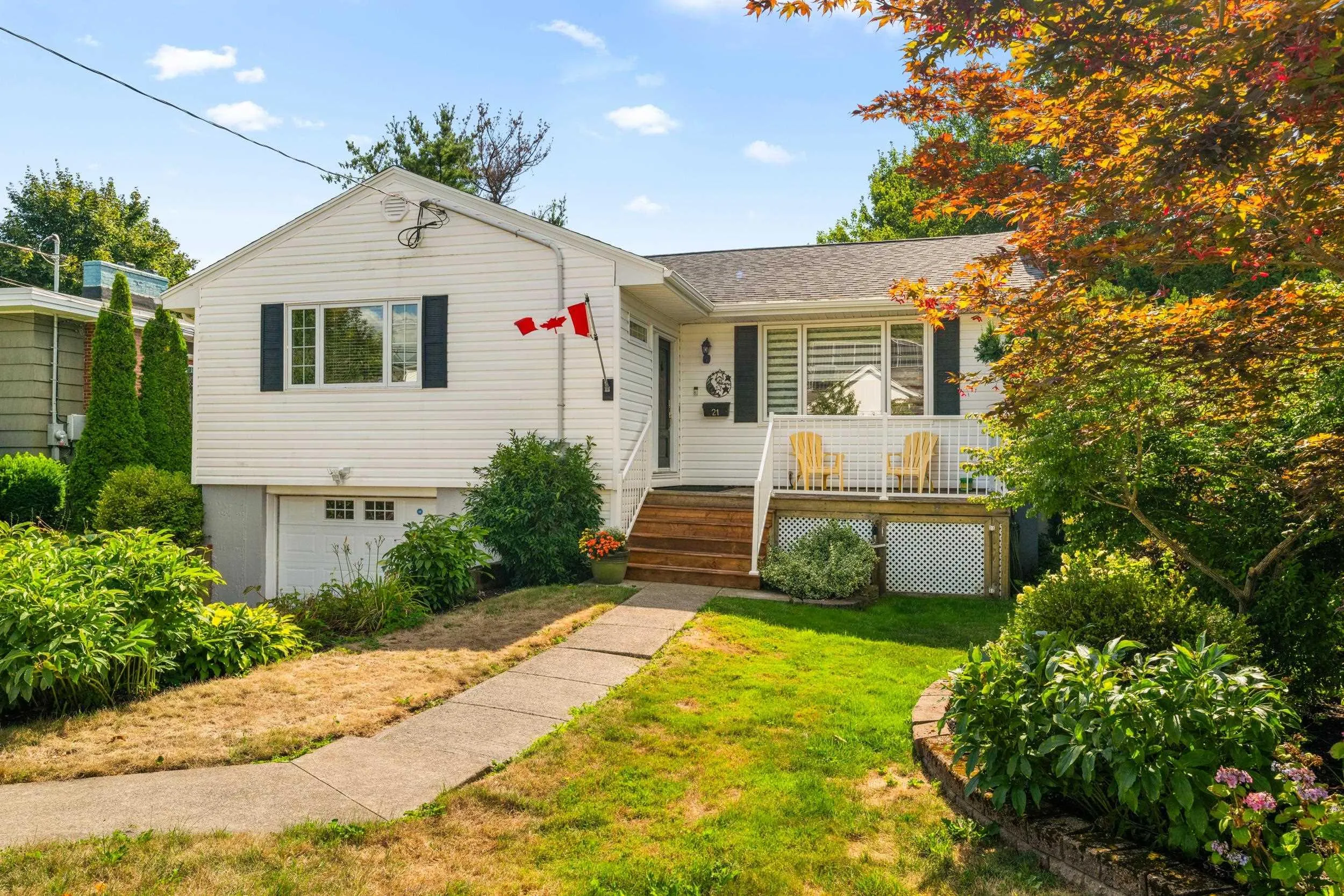 21 Lawnsdale Drive, Dartmouth, NS B3A 2N1, 3 Bedrooms Bedrooms, ,3 BathroomsBathrooms,Residential,For Sale,Lawnsdale,202521933