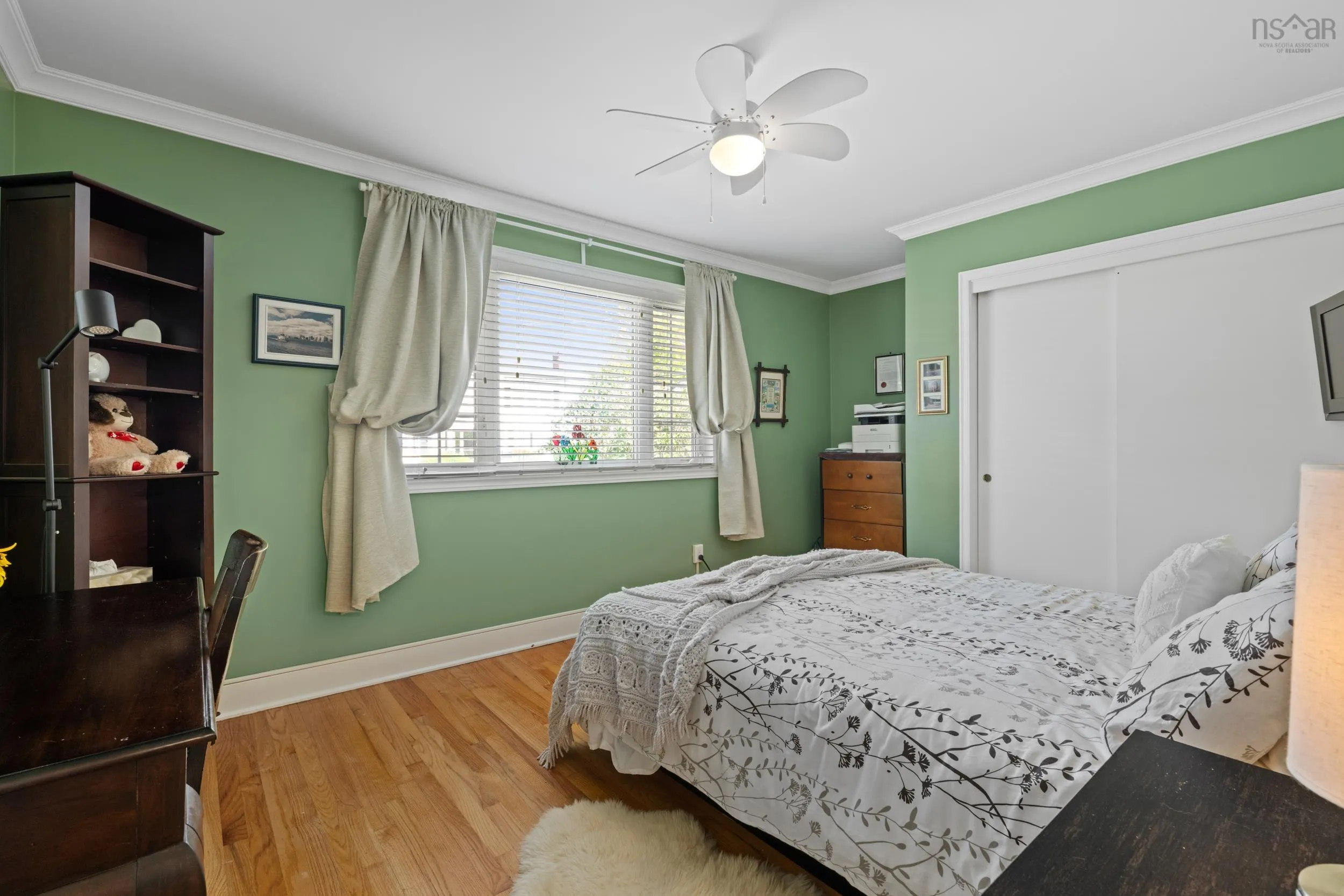 21 Lawnsdale Drive, Dartmouth, NS B3A 2N1, 3 Bedrooms Bedrooms, ,3 BathroomsBathrooms,Residential,For Sale,Lawnsdale,202521933