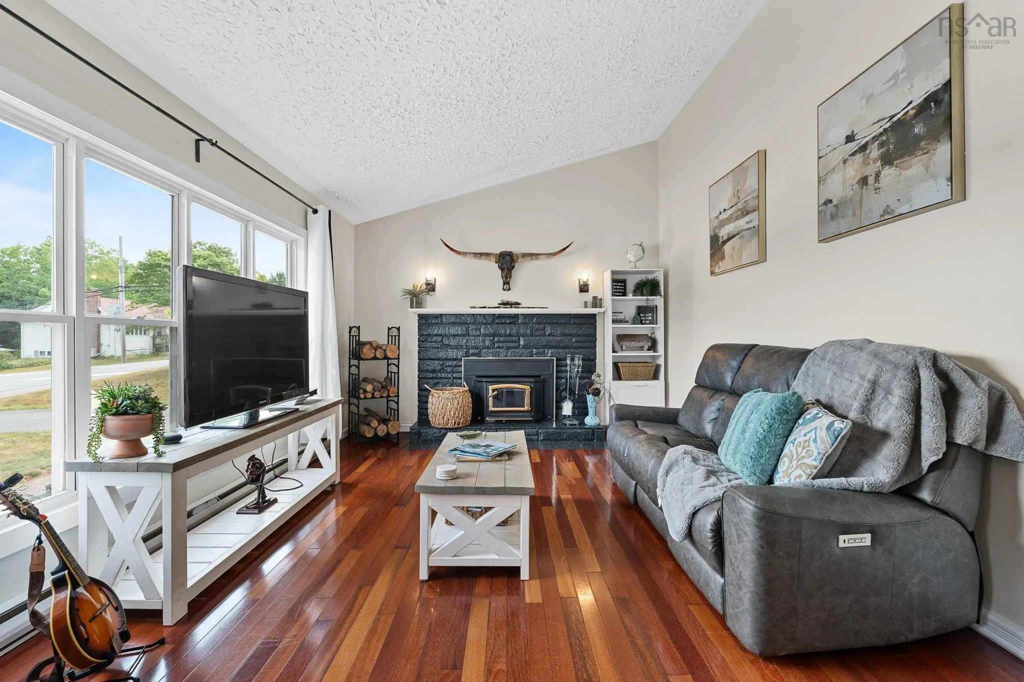 2 Candlewood Lane, Lower Sackville, NS B4C 1A5, 3 Bedrooms Bedrooms, ,2 BathroomsBathrooms,Residential,For Sale,Candlewood,202519892