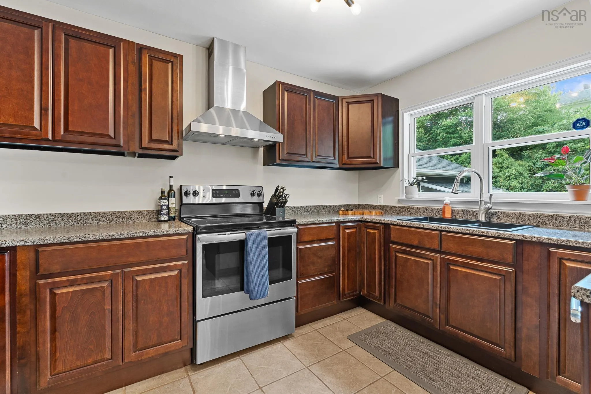 2 Candlewood Lane, Lower Sackville, NS B4C 1A5, 3 Bedrooms Bedrooms, ,2 BathroomsBathrooms,Residential,For Sale,Candlewood,202519892