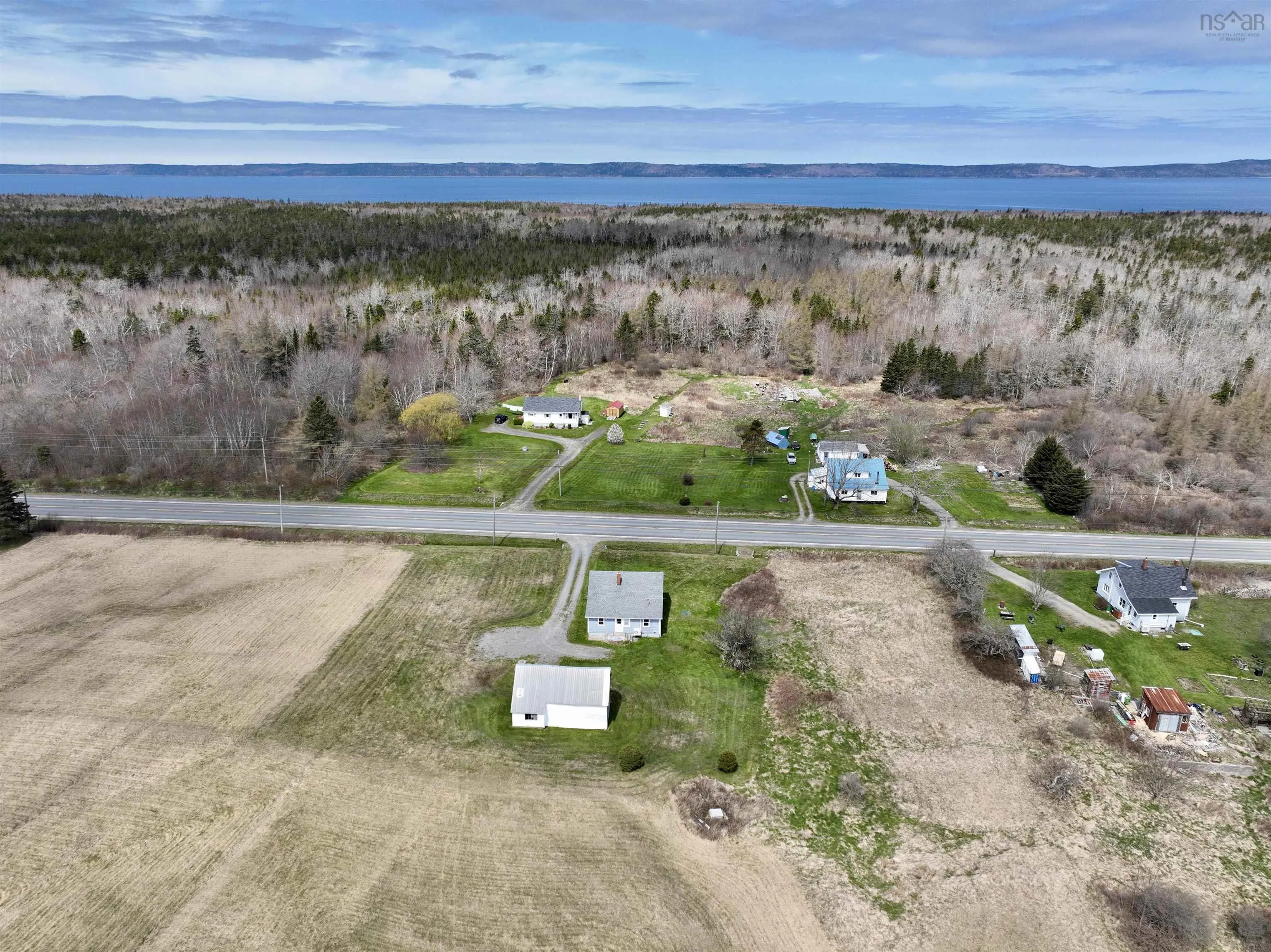 6228 Highway 101, Ashmore Ns B0w 3t0, 4 Bedrooms Bedrooms, ,1 BathroomBathrooms,Residential,For Sale,Highway 101,202410195