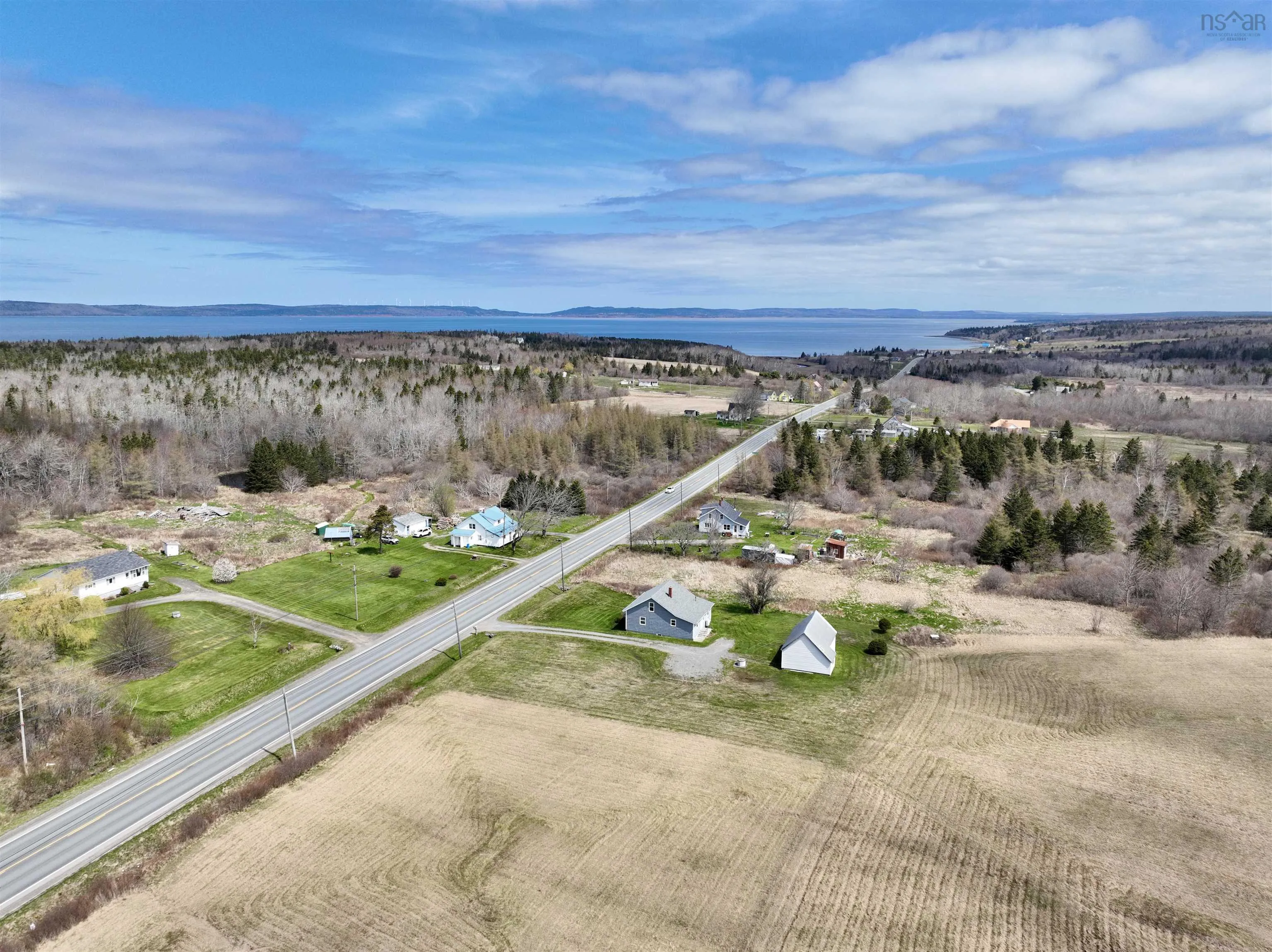 6228 Highway 101, Ashmore Ns B0w 3t0, 4 Bedrooms Bedrooms, ,1 BathroomBathrooms,Residential,For Sale,Highway 101,202410195