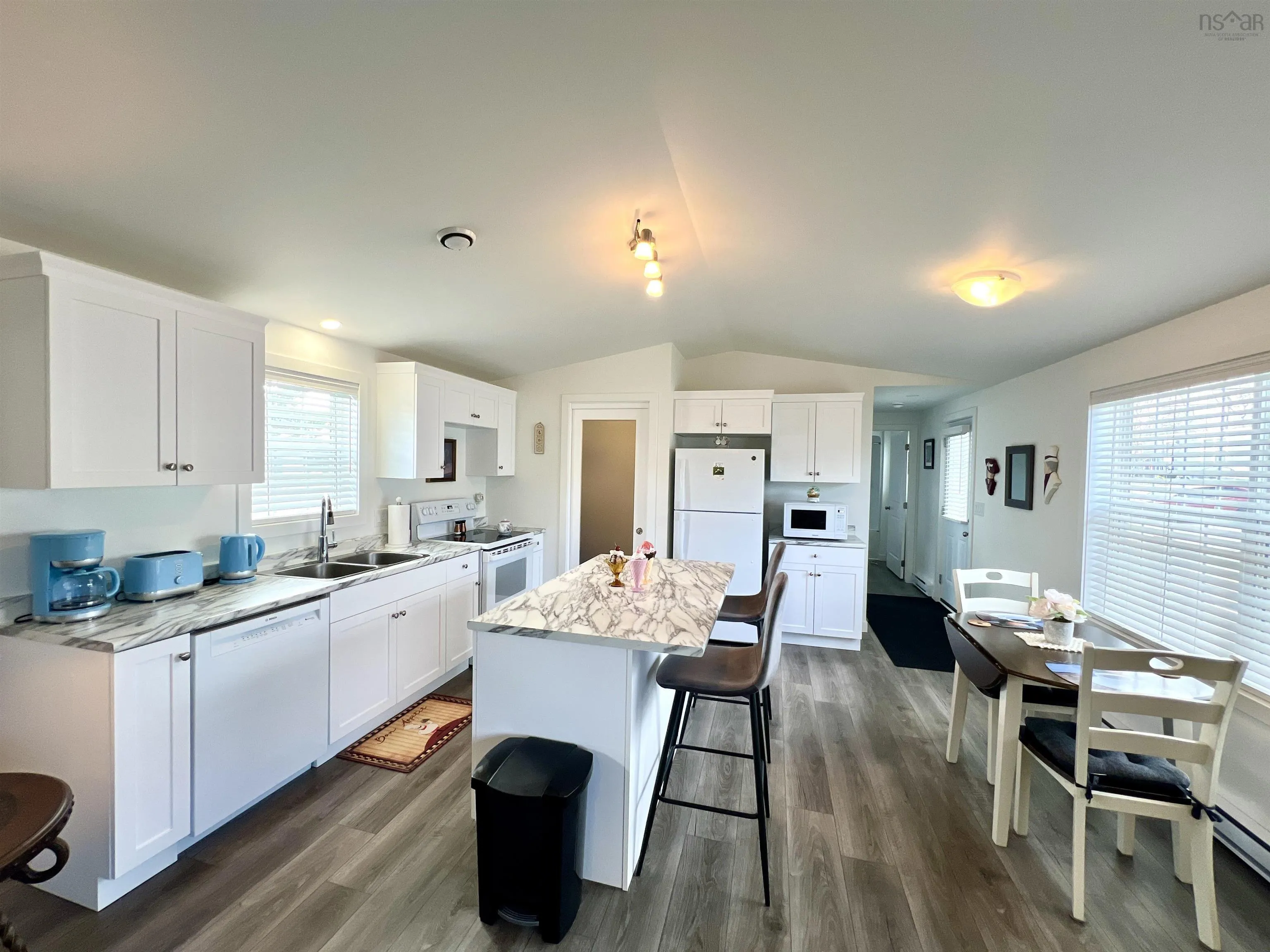 4 Macleod Avenue, Port Hawkesbury, NS B9A 3L5, 2 Bedrooms Bedrooms, ,2 BathroomsBathrooms,Residential,For Sale,Macleod,202519462