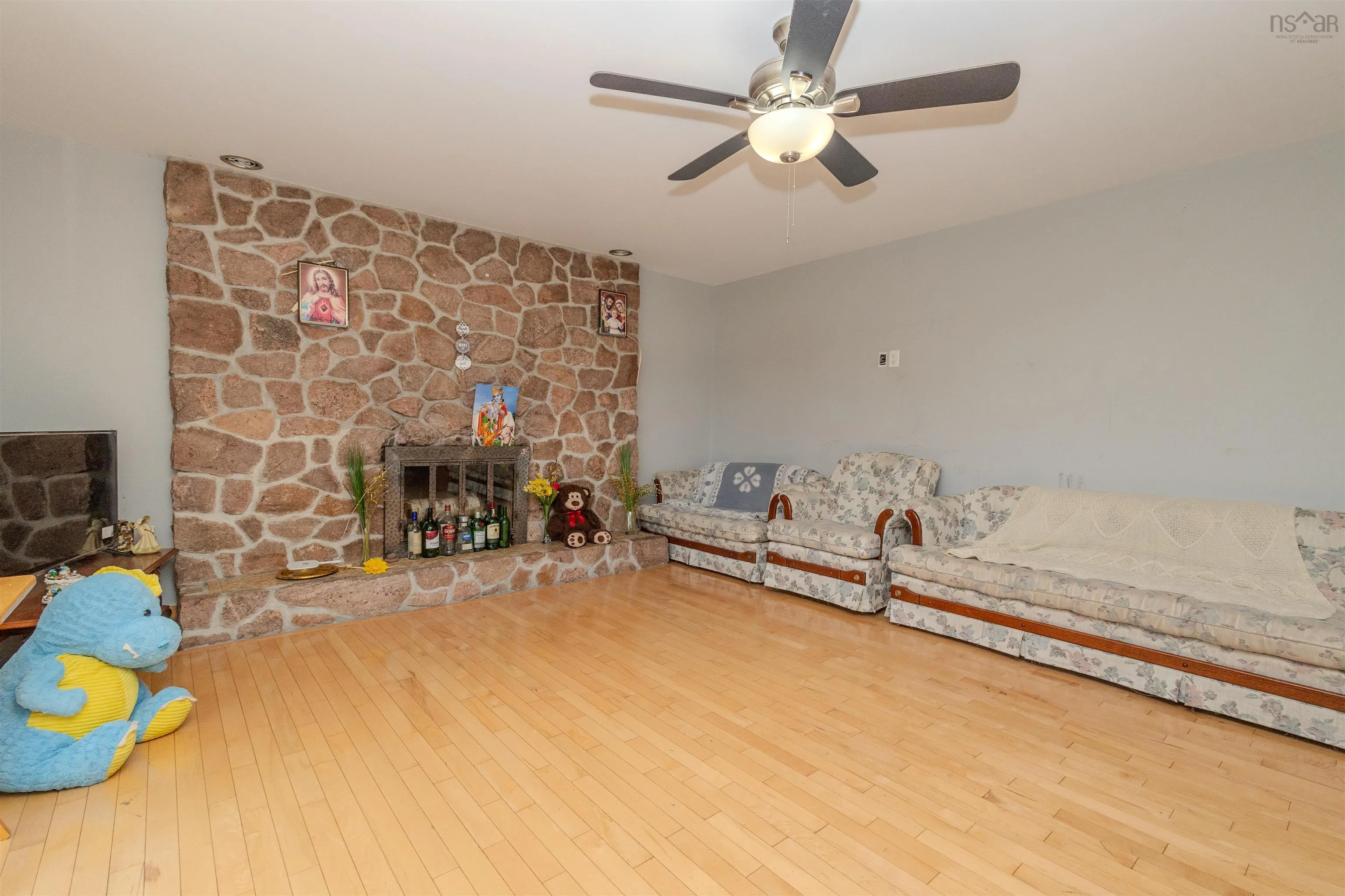 14 Tower Heights, Sydney, NS B1P 2C4, 7 Bedrooms Bedrooms, ,4 BathroomsBathrooms,Residential,For Sale,Tower,202520500