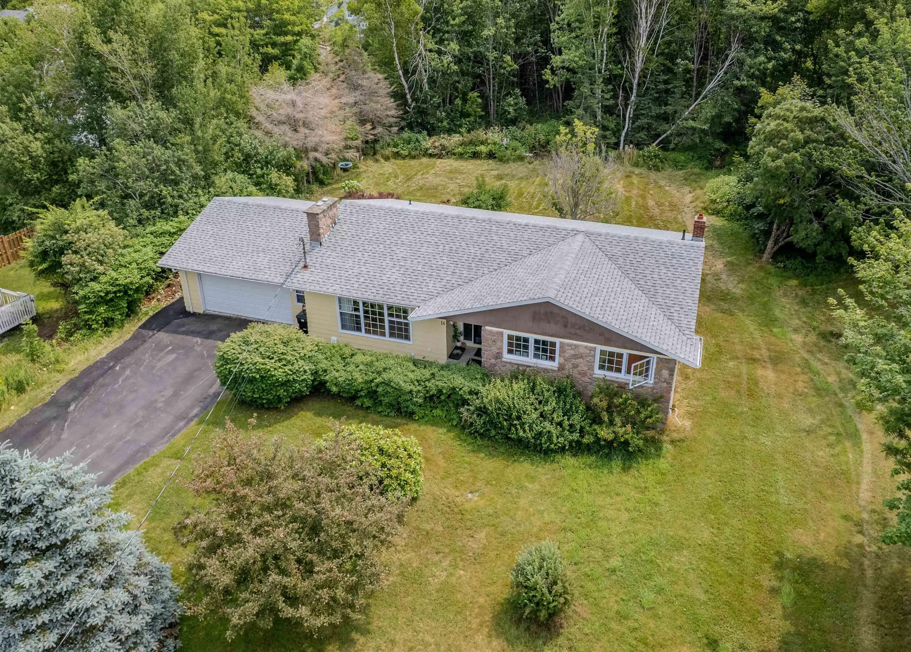 14 Tower Heights, Sydney, NS B1P 2C4, 7 Bedrooms Bedrooms, ,4 BathroomsBathrooms,Residential,For Sale,Tower,202520500