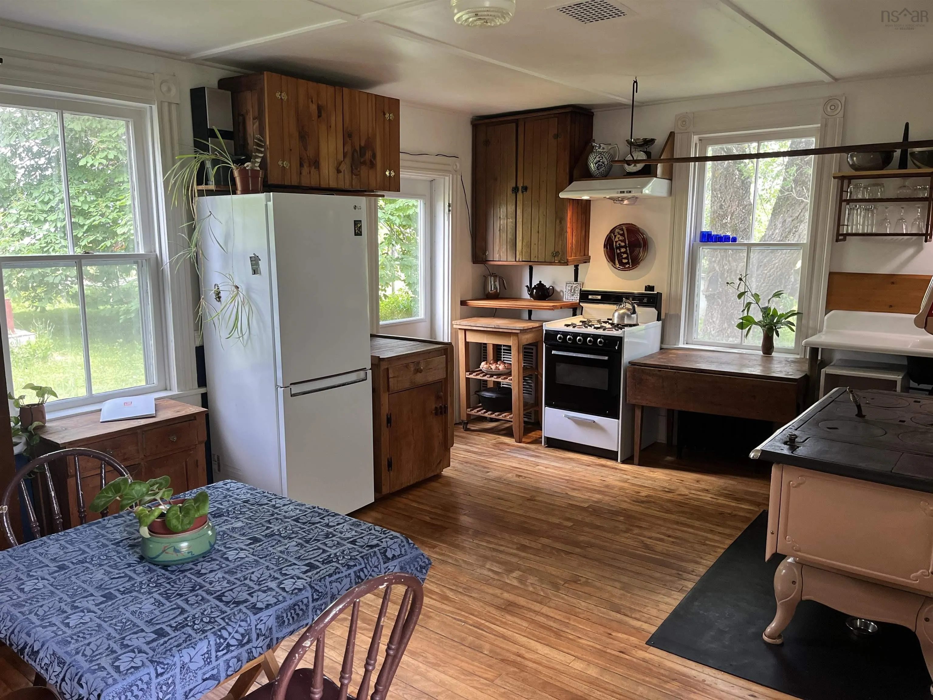 581 Stanburne Road, Stanburne Ns B0r 1a0, 4 Bedrooms Bedrooms, ,2 BathroomsBathrooms,Residential,For Sale,Stanburne,202504025