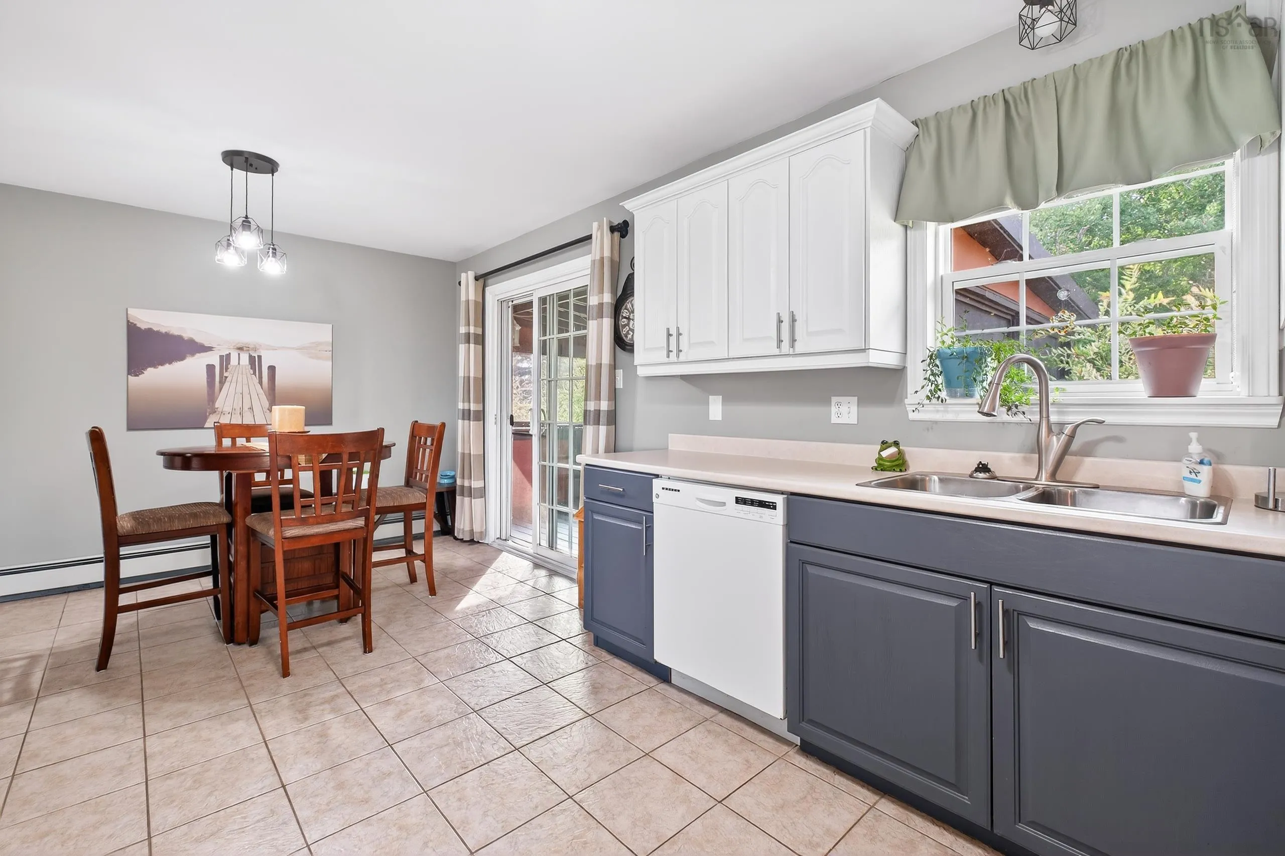 64 Mae Avenue, Sydney Mines, NS B1V 3J1, 4 Bedrooms Bedrooms, ,2 BathroomsBathrooms,Residential,For Sale,Mae,202519533