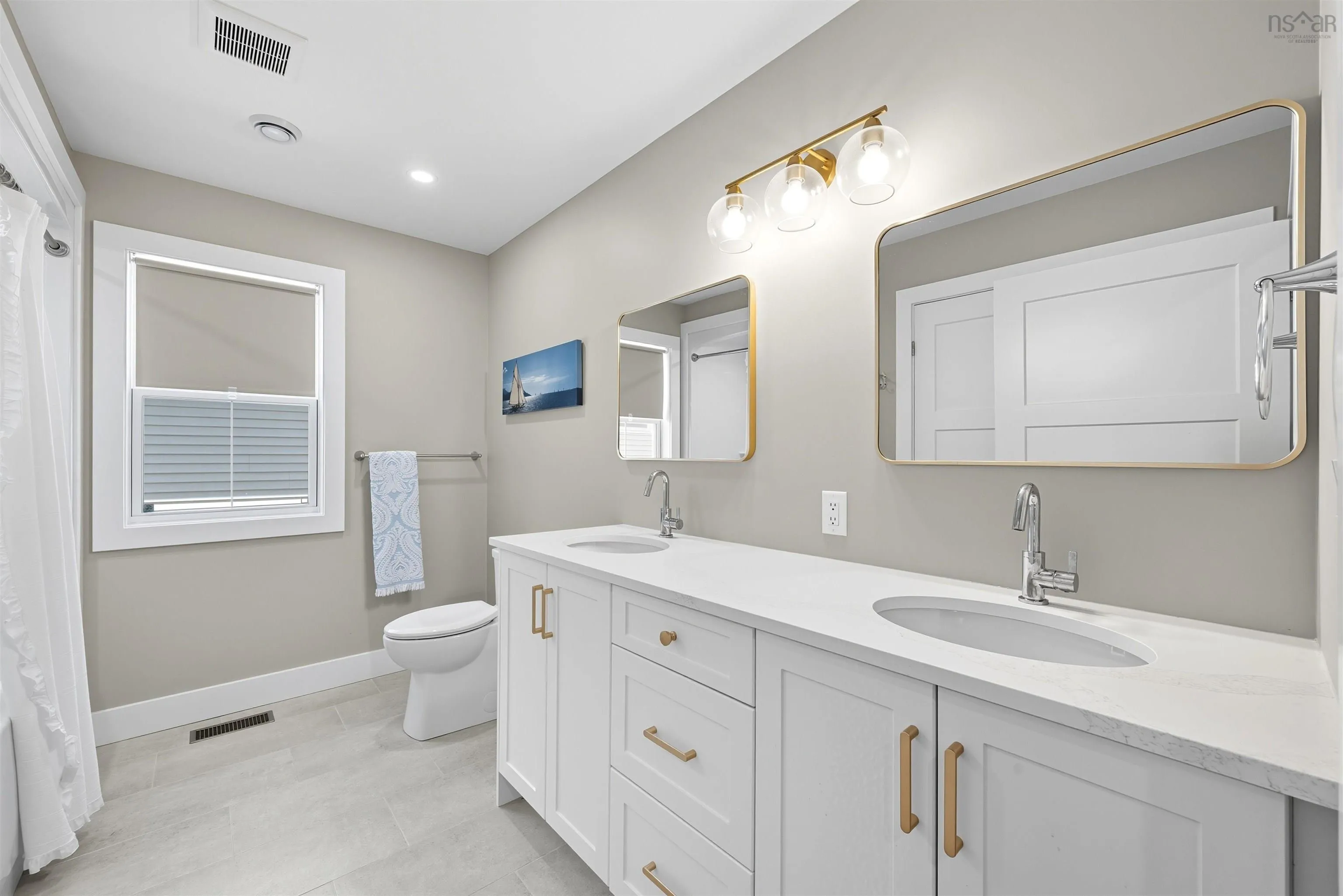 22 Puncheon Way, Bedford, NS B4B 2K9, 4 Bedrooms Bedrooms, ,4 BathroomsBathrooms,Residential,For Sale,Puncheon,202523389
