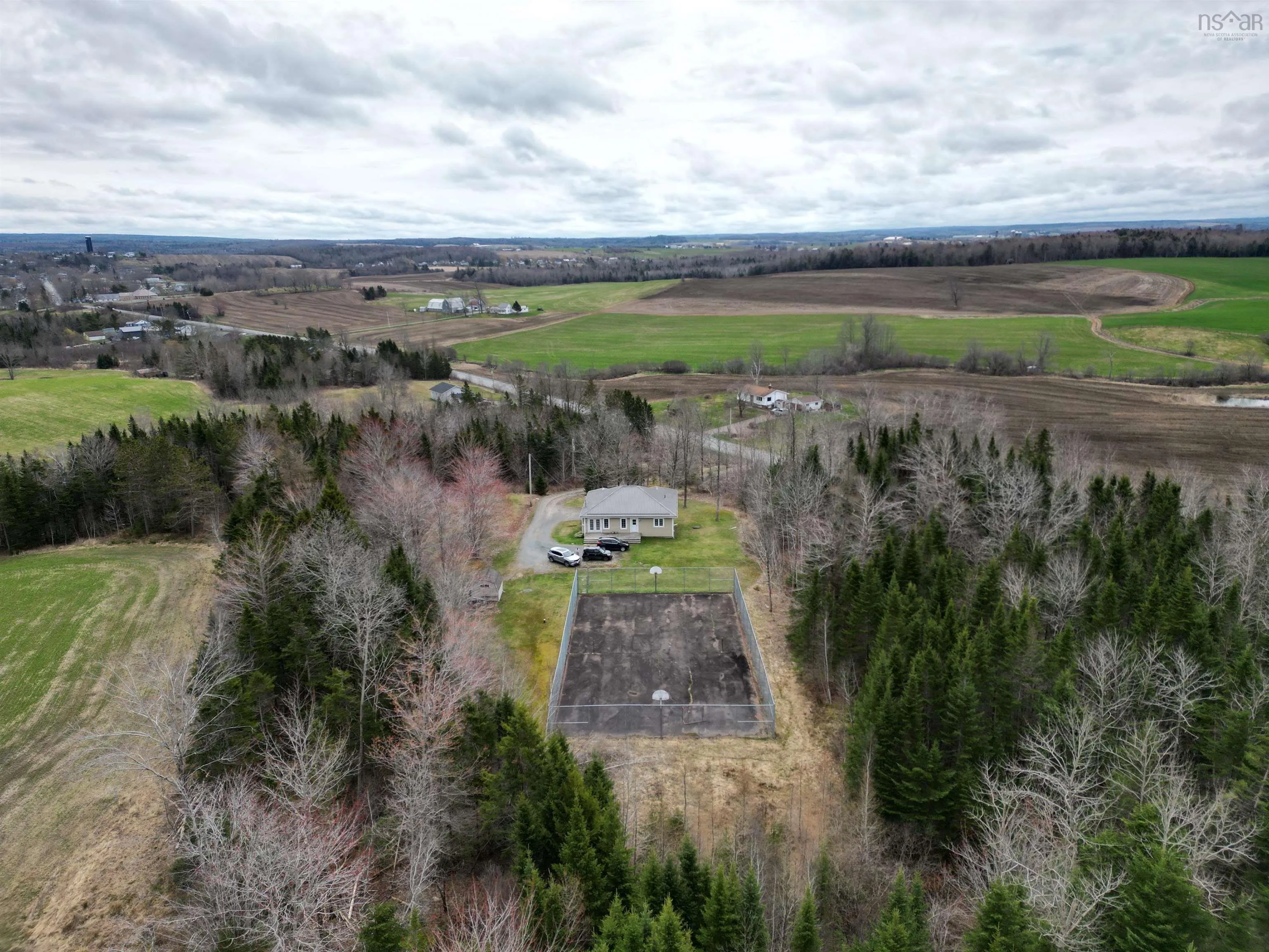 209 Mill Village Road, Shubenacadie Ns B0n 2h0, 6 Bedrooms Bedrooms, ,3 BathroomsBathrooms,Residential,For Sale,Mill Village,202509551