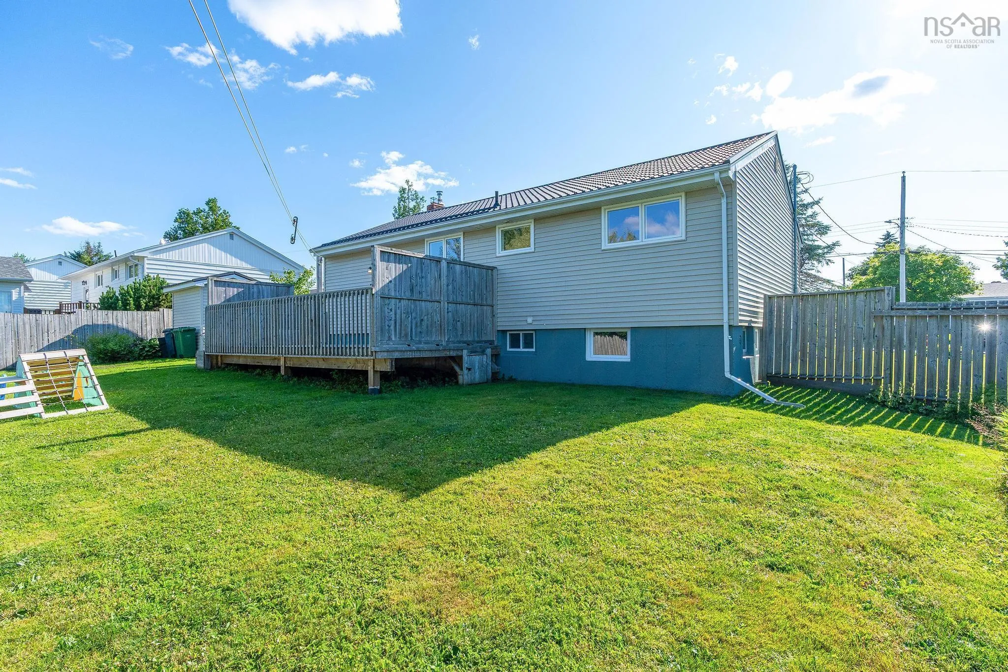 19 Ellen Drive, Dartmouth, NS B2W 2J7, 4 Bedrooms Bedrooms, ,2 BathroomsBathrooms,Residential,For Sale,Ellen,202518558