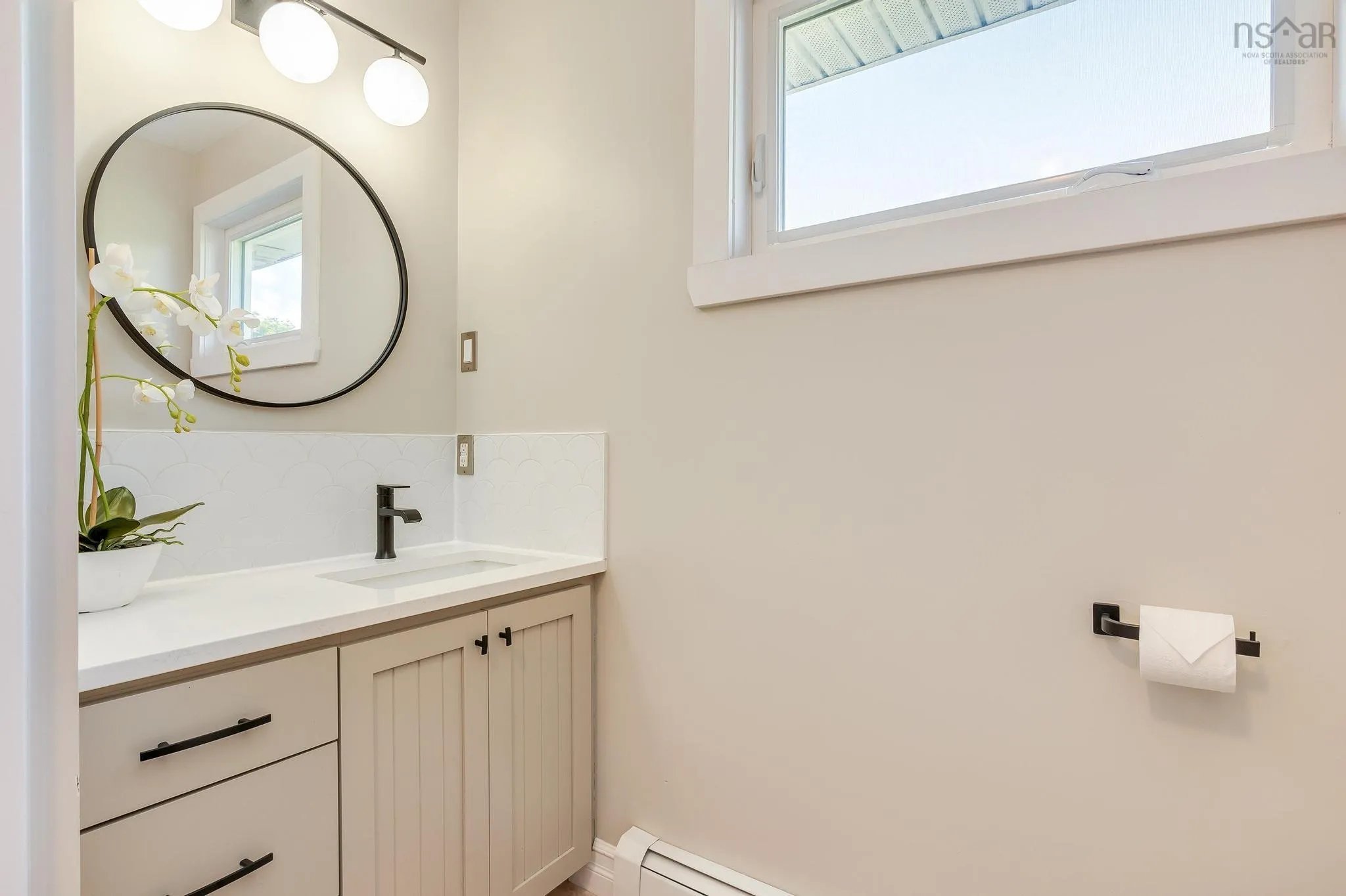 19 Ellen Drive, Dartmouth, NS B2W 2J7, 4 Bedrooms Bedrooms, ,2 BathroomsBathrooms,Residential,For Sale,Ellen,202518558