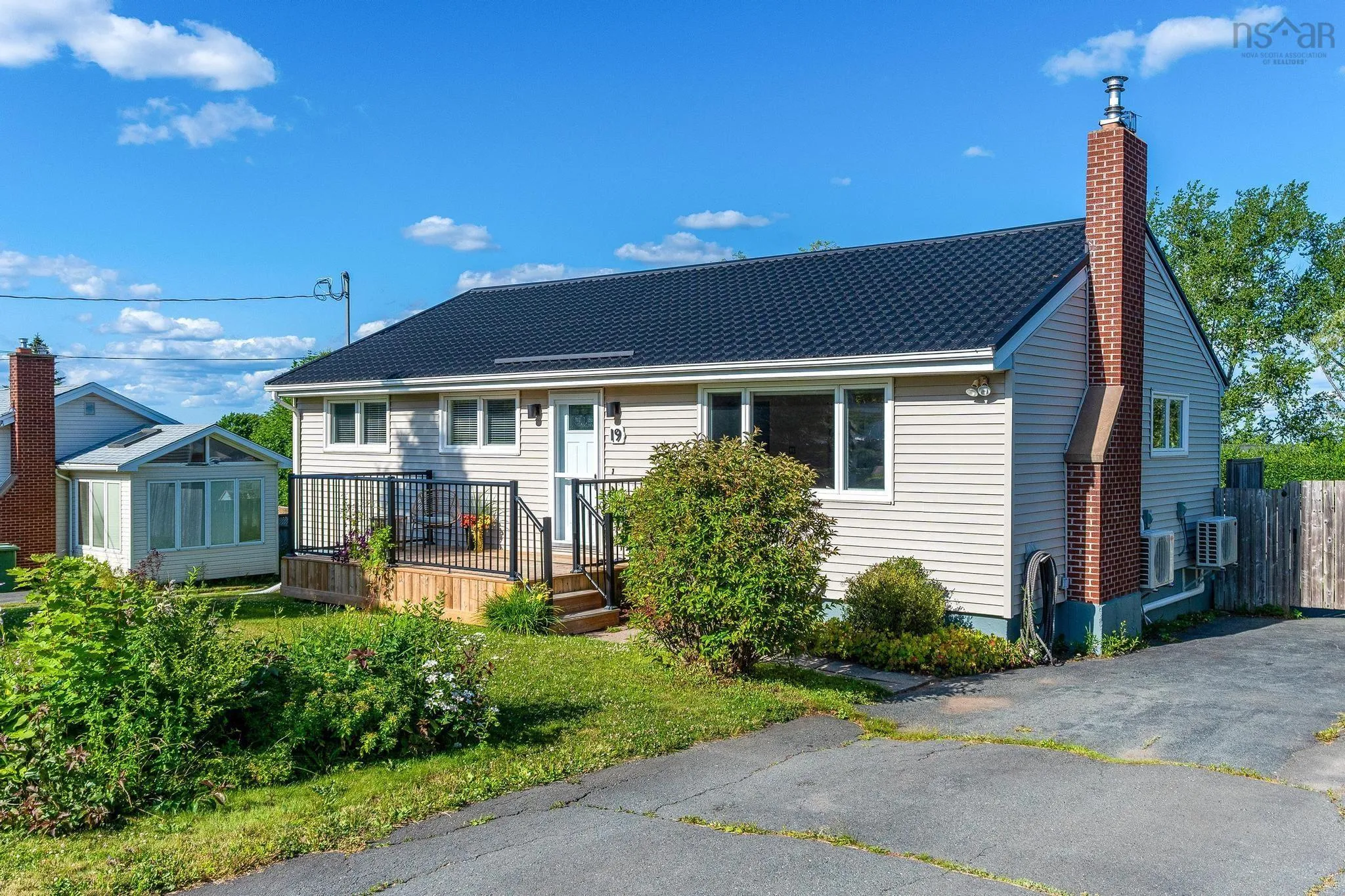 19 Ellen Drive, Dartmouth, NS B2W 2J7, 4 Bedrooms Bedrooms, ,2 BathroomsBathrooms,Residential,For Sale,Ellen,202518558