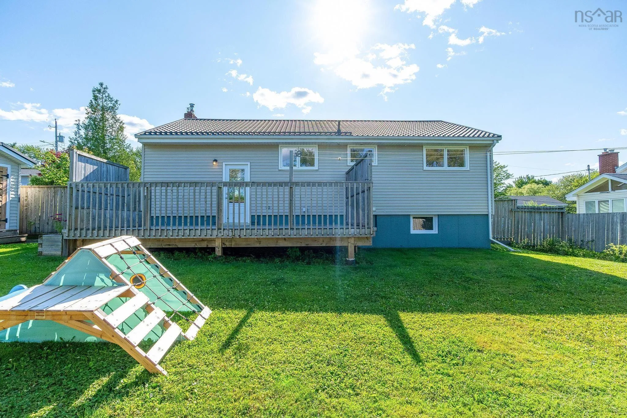 19 Ellen Drive, Dartmouth, NS B2W 2J7, 4 Bedrooms Bedrooms, ,2 BathroomsBathrooms,Residential,For Sale,Ellen,202518558