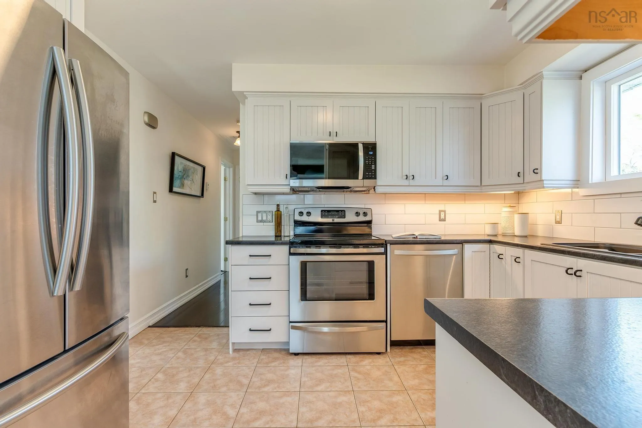 19 Ellen Drive, Dartmouth, NS B2W 2J7, 4 Bedrooms Bedrooms, ,2 BathroomsBathrooms,Residential,For Sale,Ellen,202518558