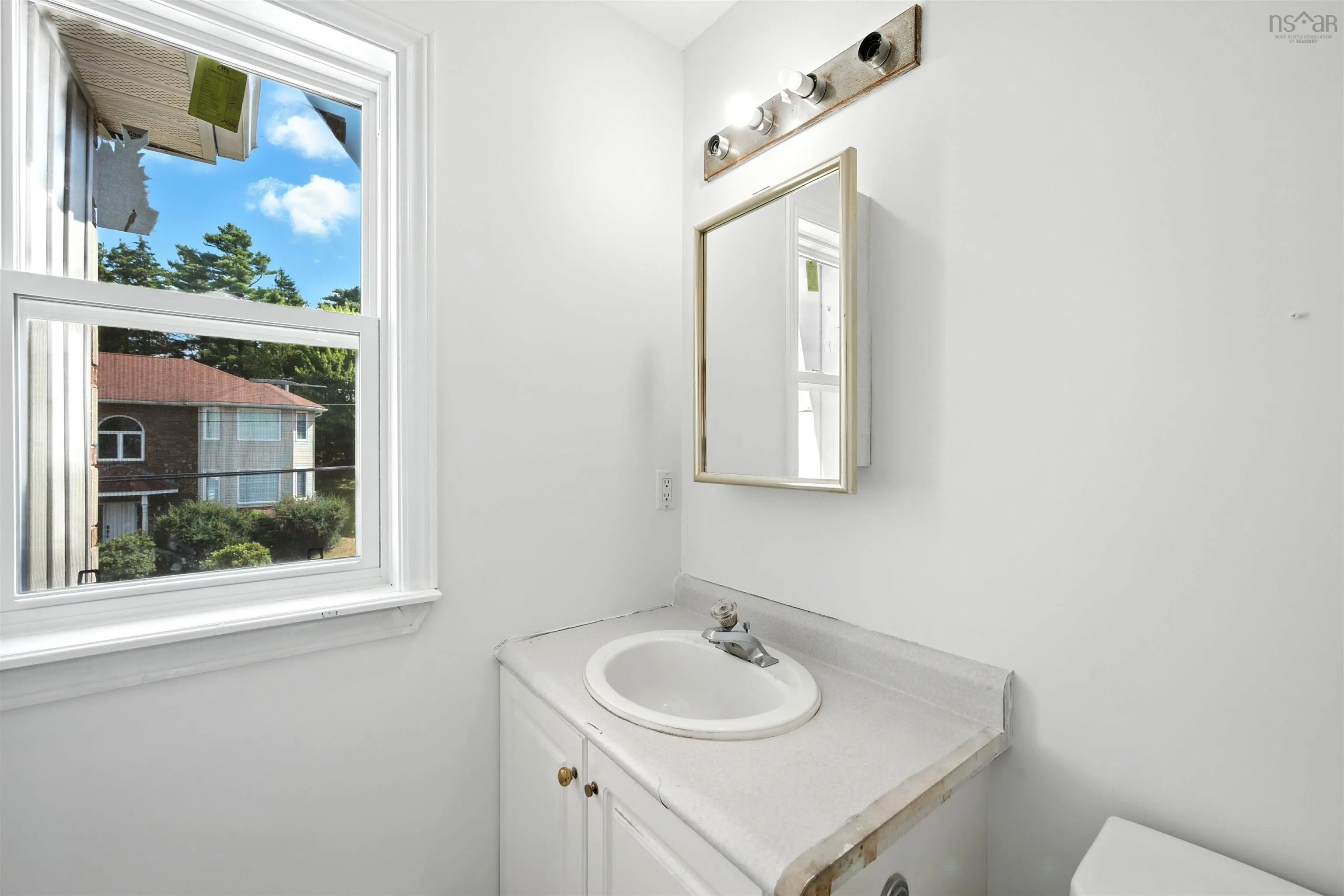 91 Oceanview Drive, Bedford, NS B4A 4H5, 5 Bedrooms Bedrooms, ,4 BathroomsBathrooms,Residential,For Sale,Oceanview,202522689