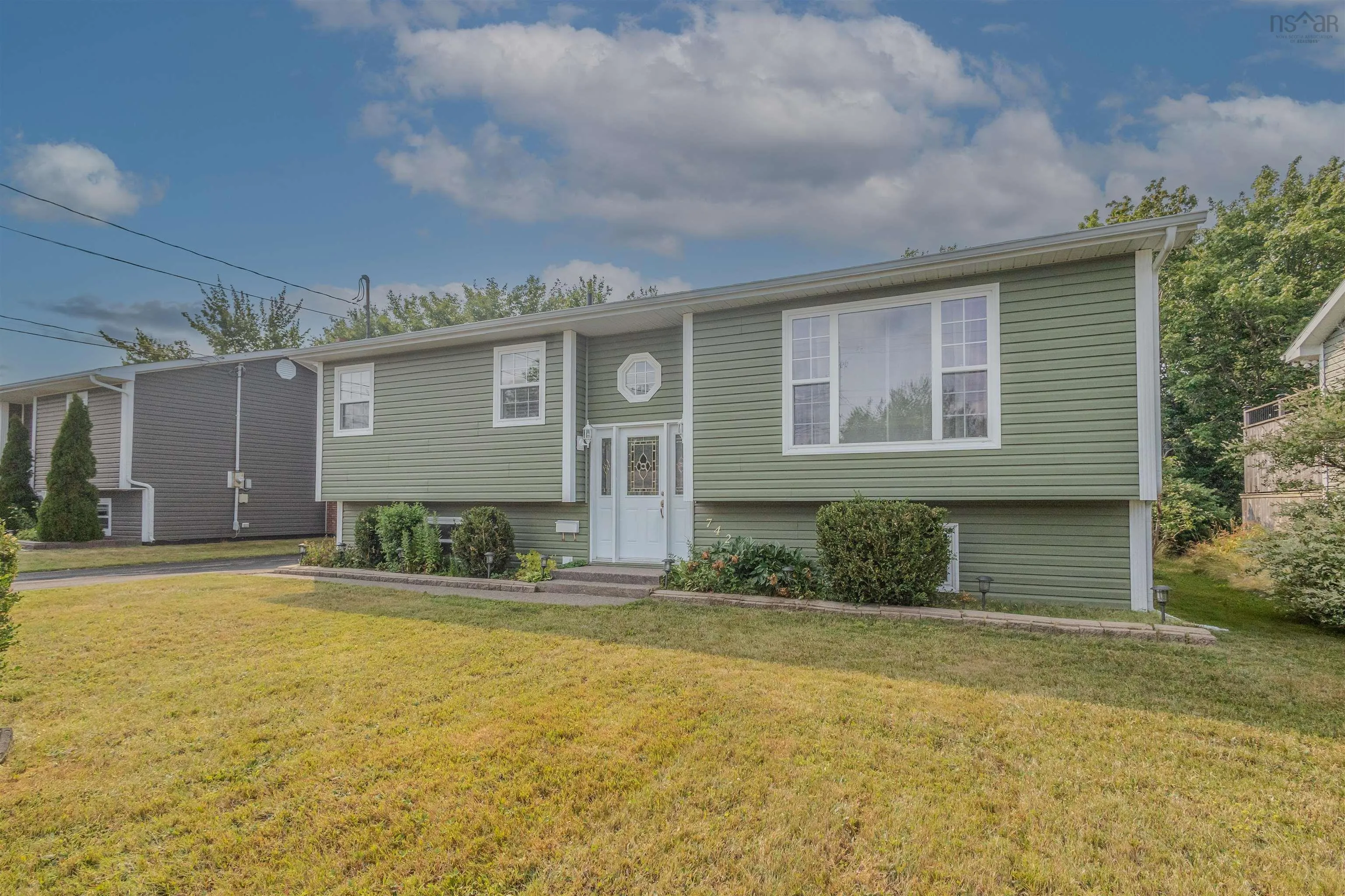 742 Cottage Road, Sydney, NS B1P 6S6, 4 Bedrooms Bedrooms, ,2 BathroomsBathrooms,Residential,For Sale,Cottage,202518873