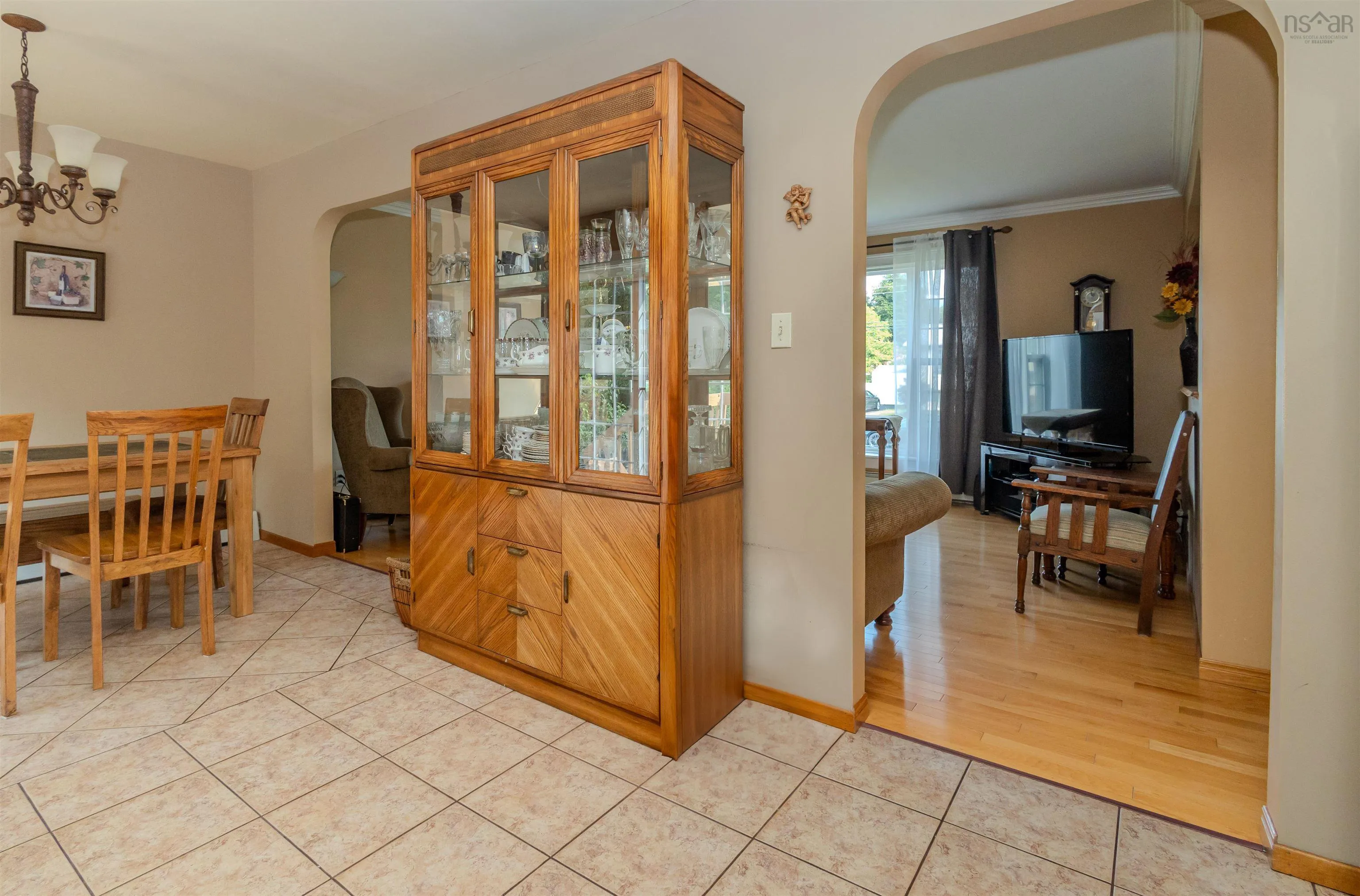 742 Cottage Road, Sydney, NS B1P 6S6, 4 Bedrooms Bedrooms, ,2 BathroomsBathrooms,Residential,For Sale,Cottage,202518873