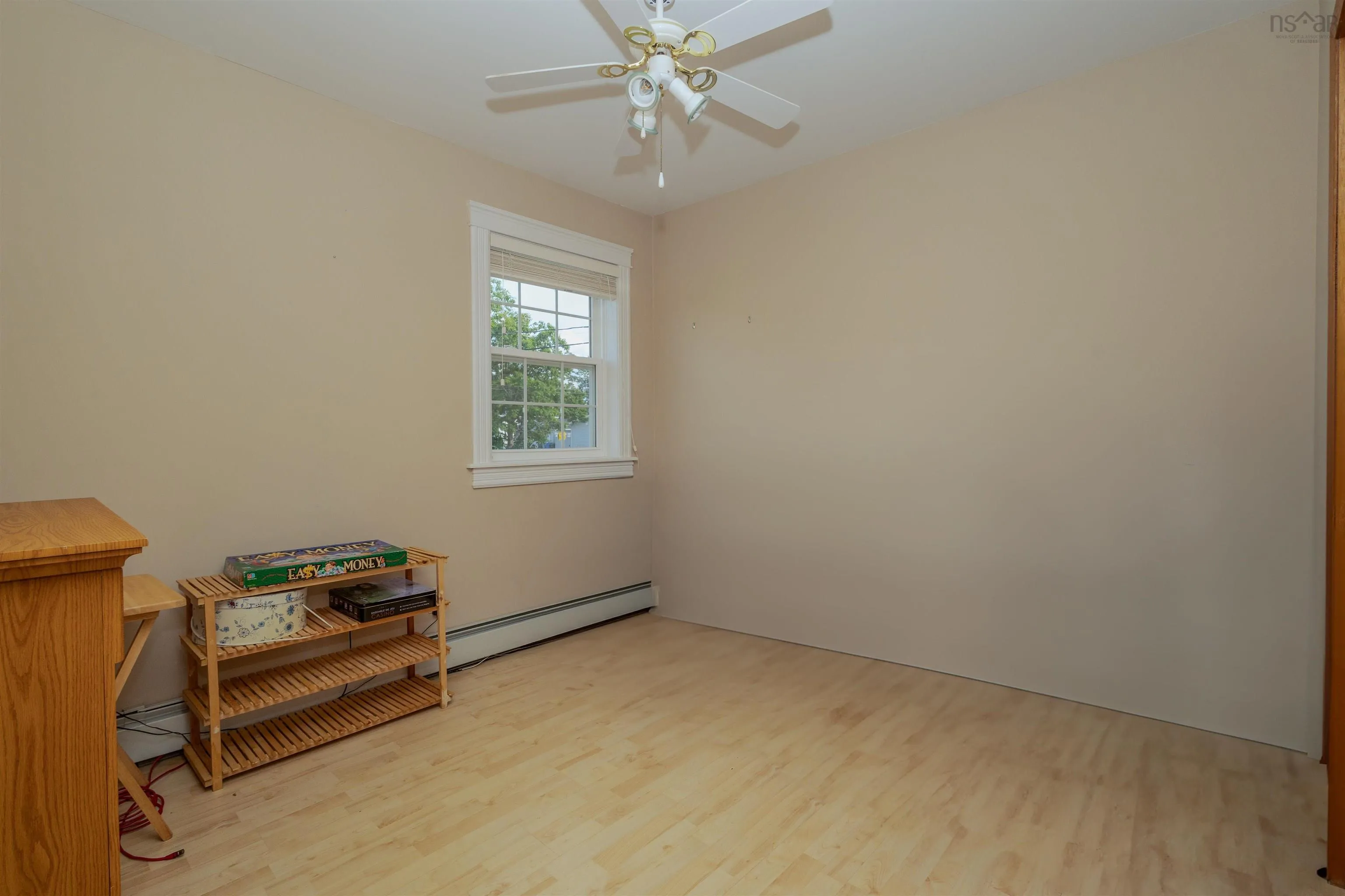 742 Cottage Road, Sydney, NS B1P 6S6, 4 Bedrooms Bedrooms, ,2 BathroomsBathrooms,Residential,For Sale,Cottage,202518873