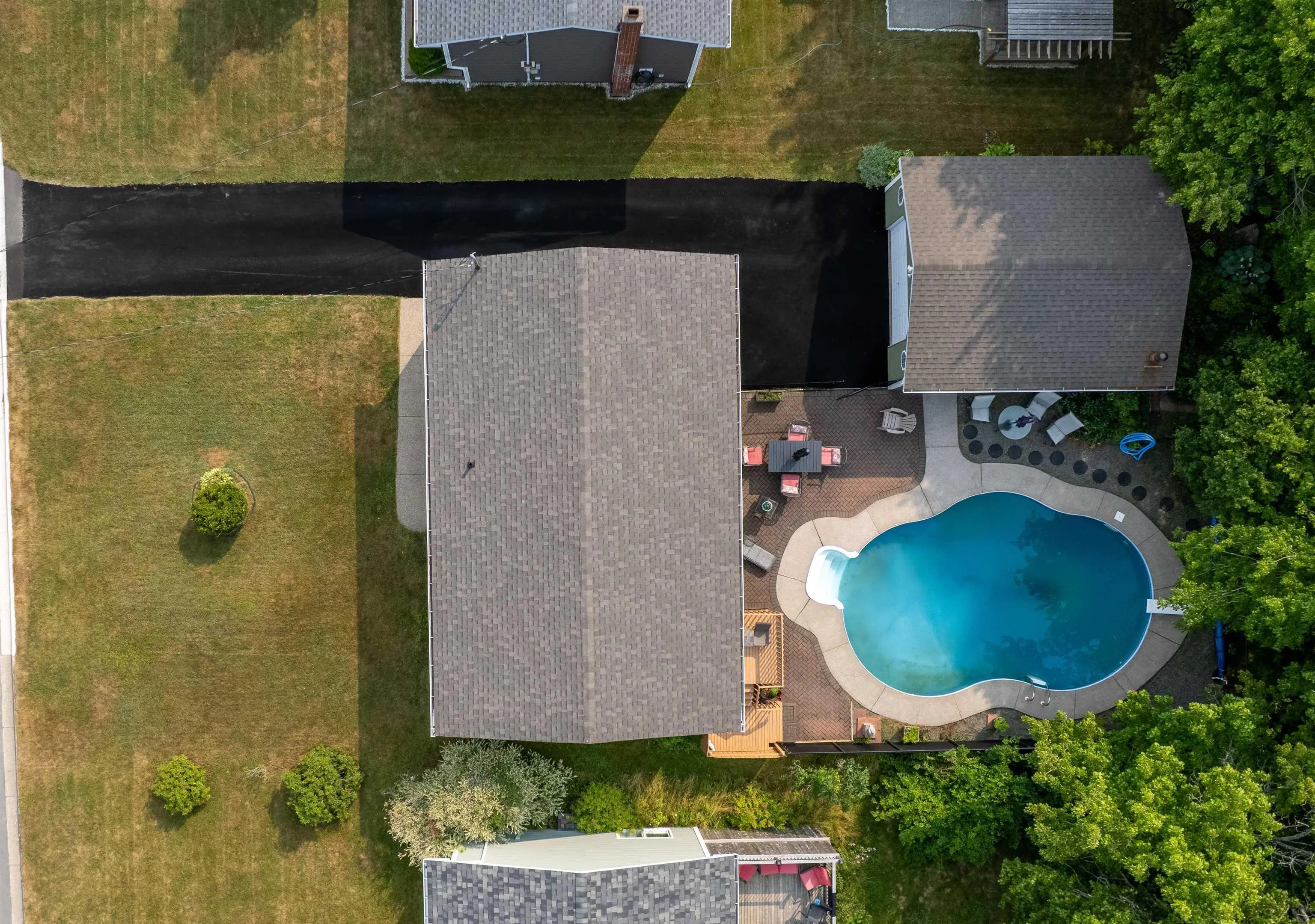 742 Cottage Road, Sydney, NS B1P 6S6, 4 Bedrooms Bedrooms, ,2 BathroomsBathrooms,Residential,For Sale,Cottage,202518873
