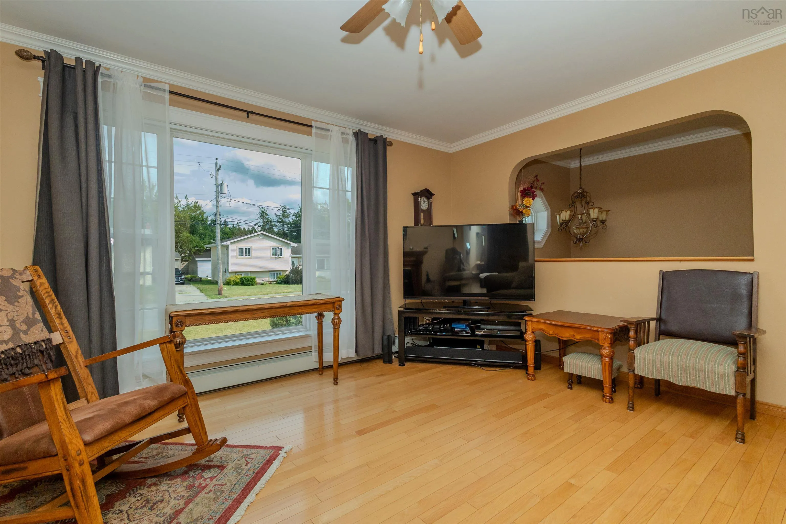 742 Cottage Road, Sydney, NS B1P 6S6, 4 Bedrooms Bedrooms, ,2 BathroomsBathrooms,Residential,For Sale,Cottage,202518873