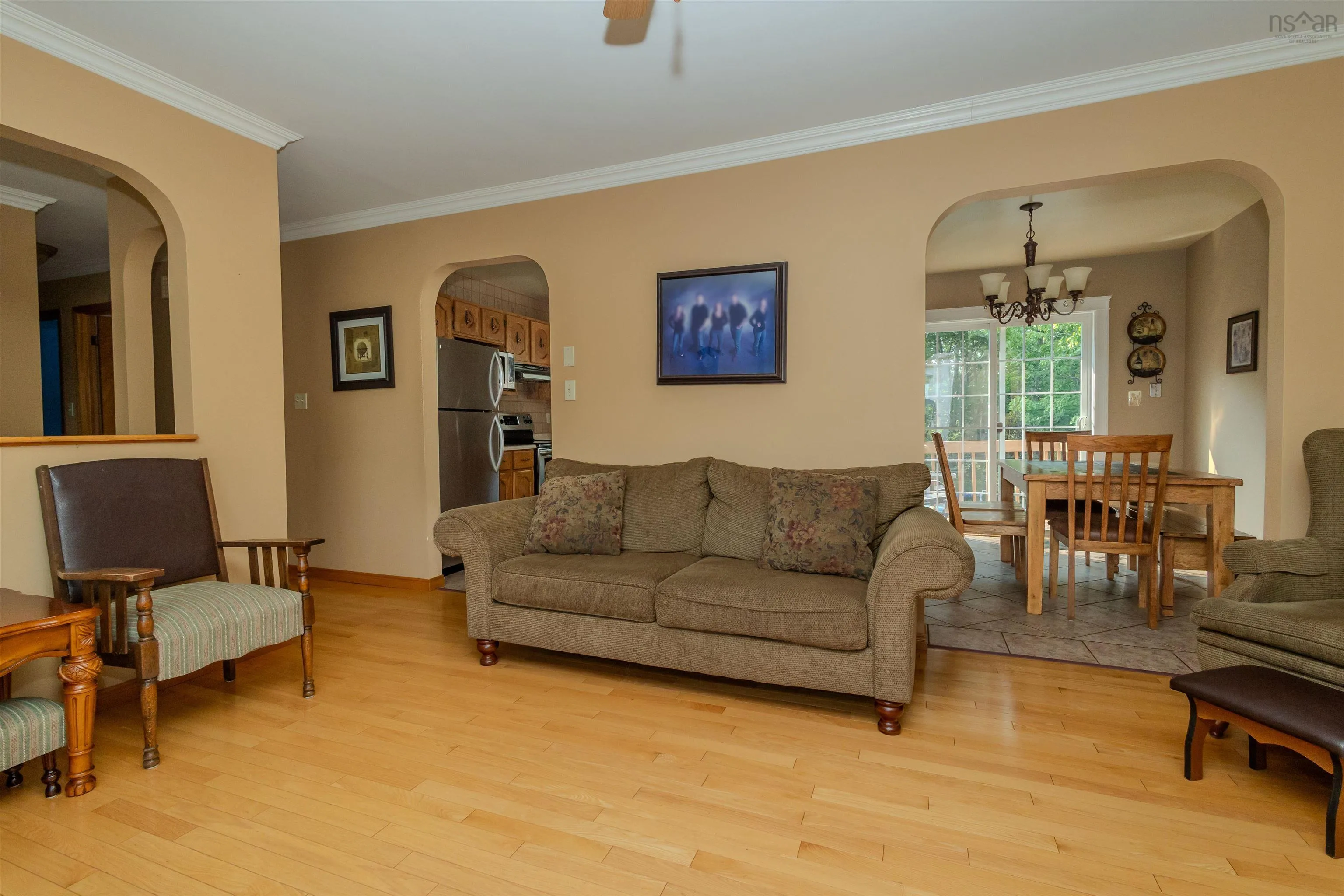 742 Cottage Road, Sydney, NS B1P 6S6, 4 Bedrooms Bedrooms, ,2 BathroomsBathrooms,Residential,For Sale,Cottage,202518873