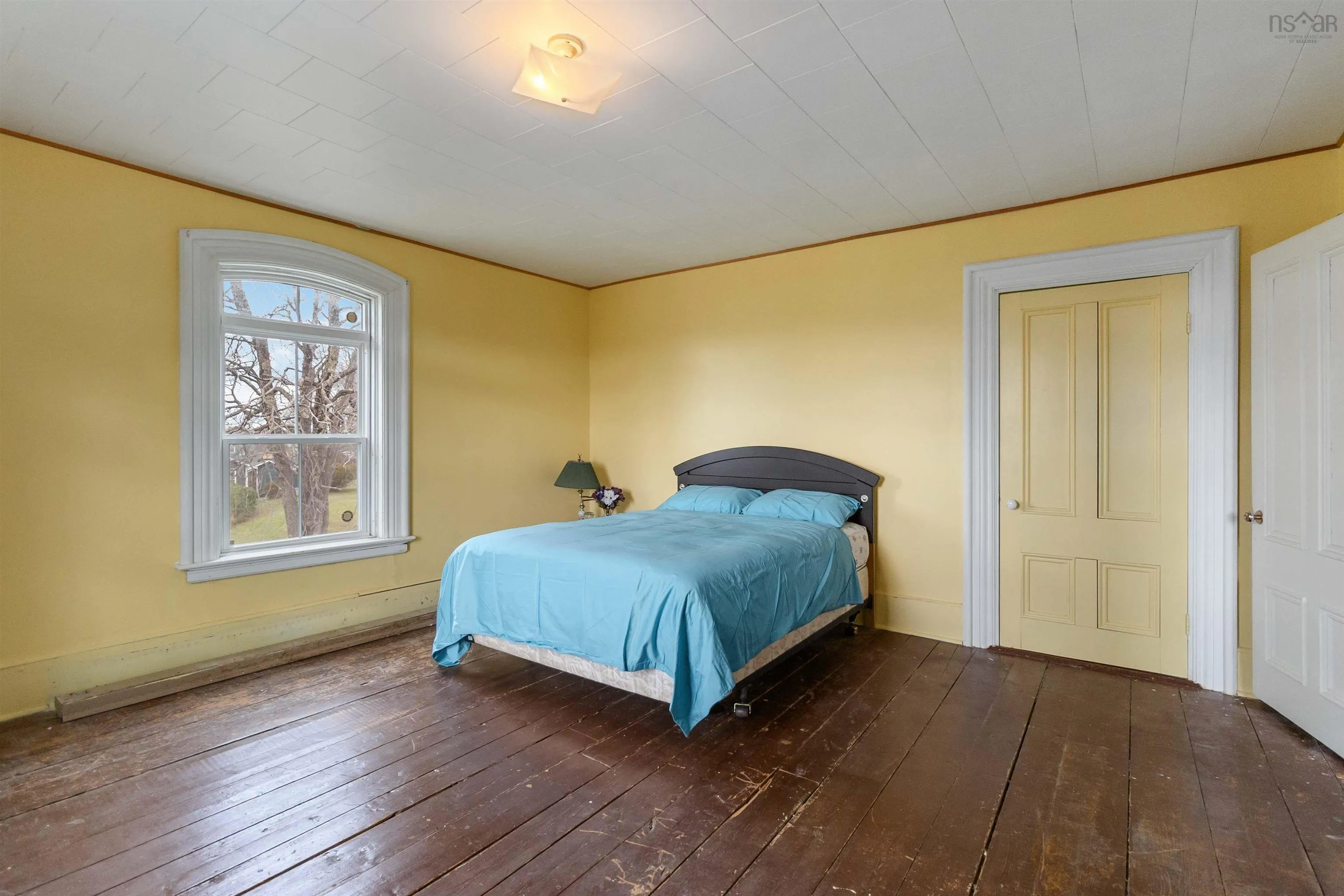 21 John Street, Lockeport Ns B0t 1l0, 9 Bedrooms Bedrooms, ,3 BathroomsBathrooms,Residential,For Sale,John,202509744