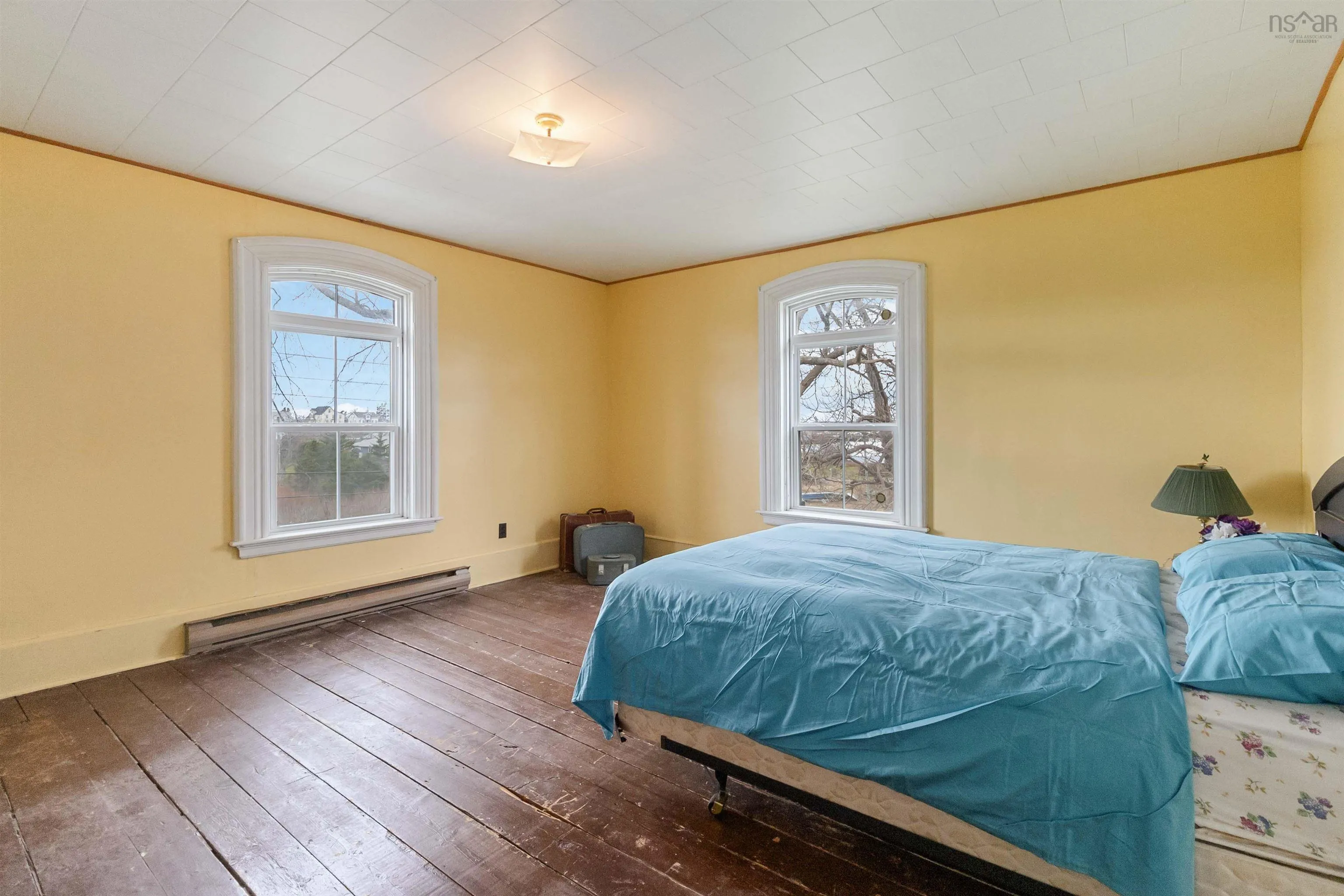 21 John Street, Lockeport Ns B0t 1l0, 9 Bedrooms Bedrooms, ,3 BathroomsBathrooms,Residential,For Sale,John,202509744