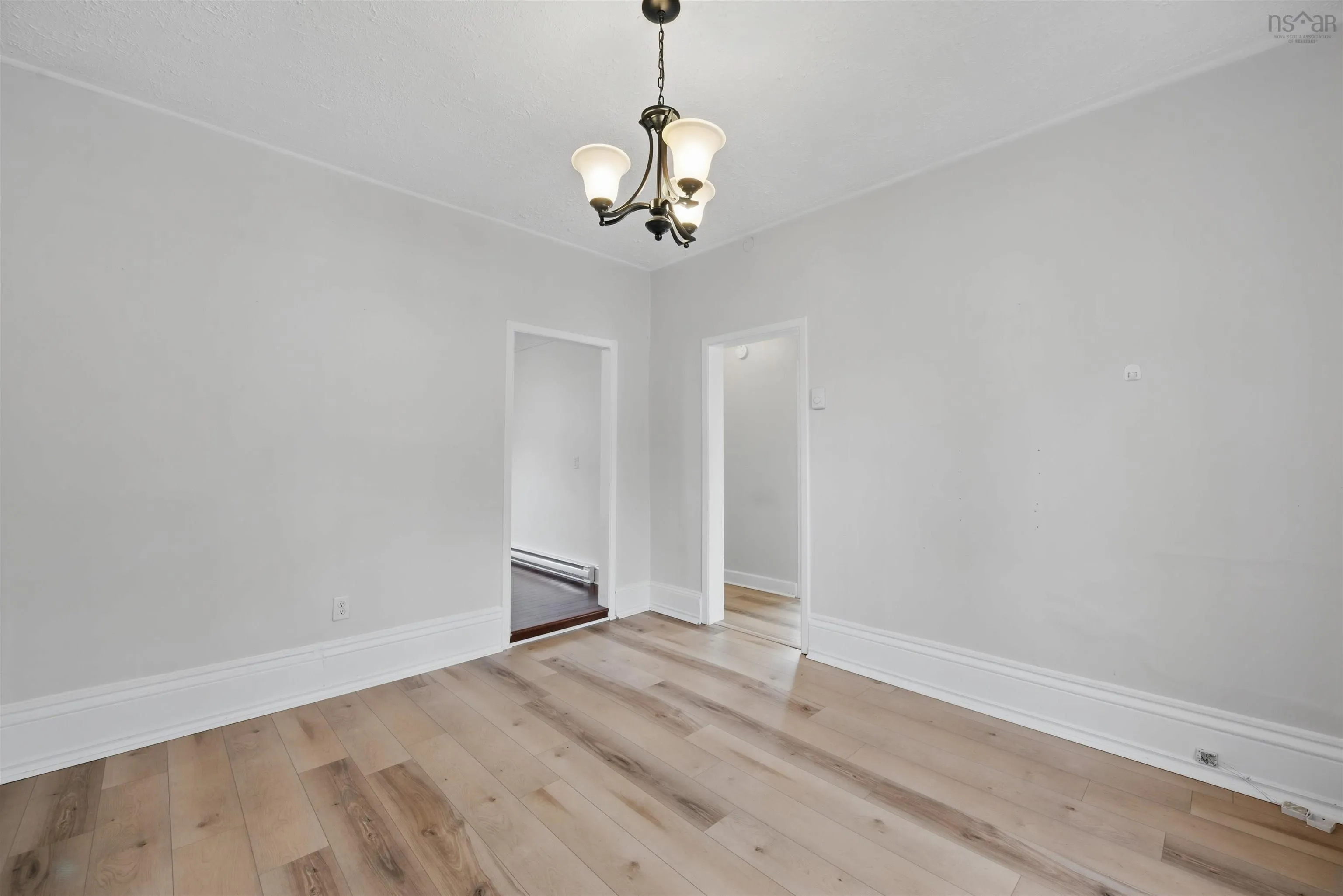 410 St Margarets Bay Road, Halifax Ns B3n 1k1, 5 Bedrooms Bedrooms, ,Residential Income,For Sale,St Margarets Bay,202508738