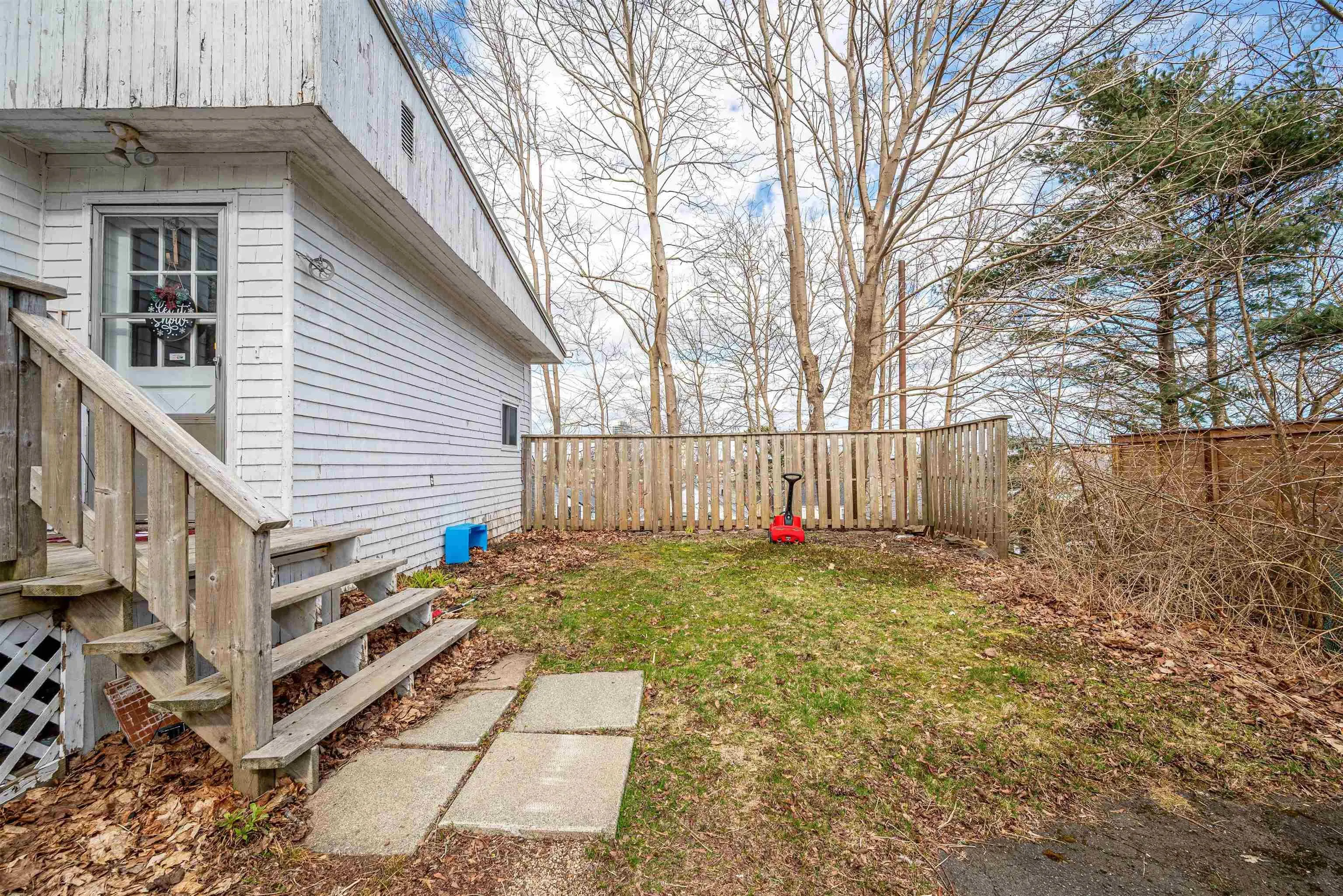 410 St Margarets Bay Road, Halifax Ns B3n 1k1, 5 Bedrooms Bedrooms, ,Residential Income,For Sale,St Margarets Bay,202508738