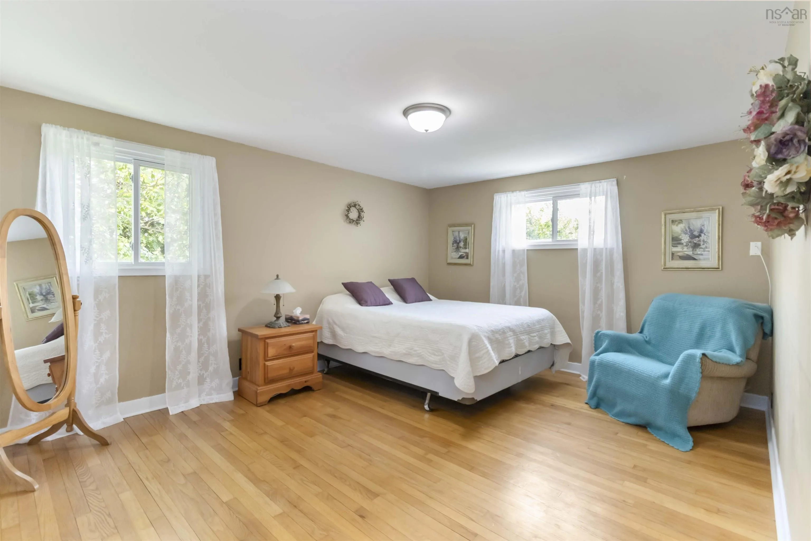 98 Wildwood Boulevard, Dartmouth, NS B2W 2M1, 4 Bedrooms Bedrooms, ,2 BathroomsBathrooms,Residential,For Sale,Wildwood,202515949