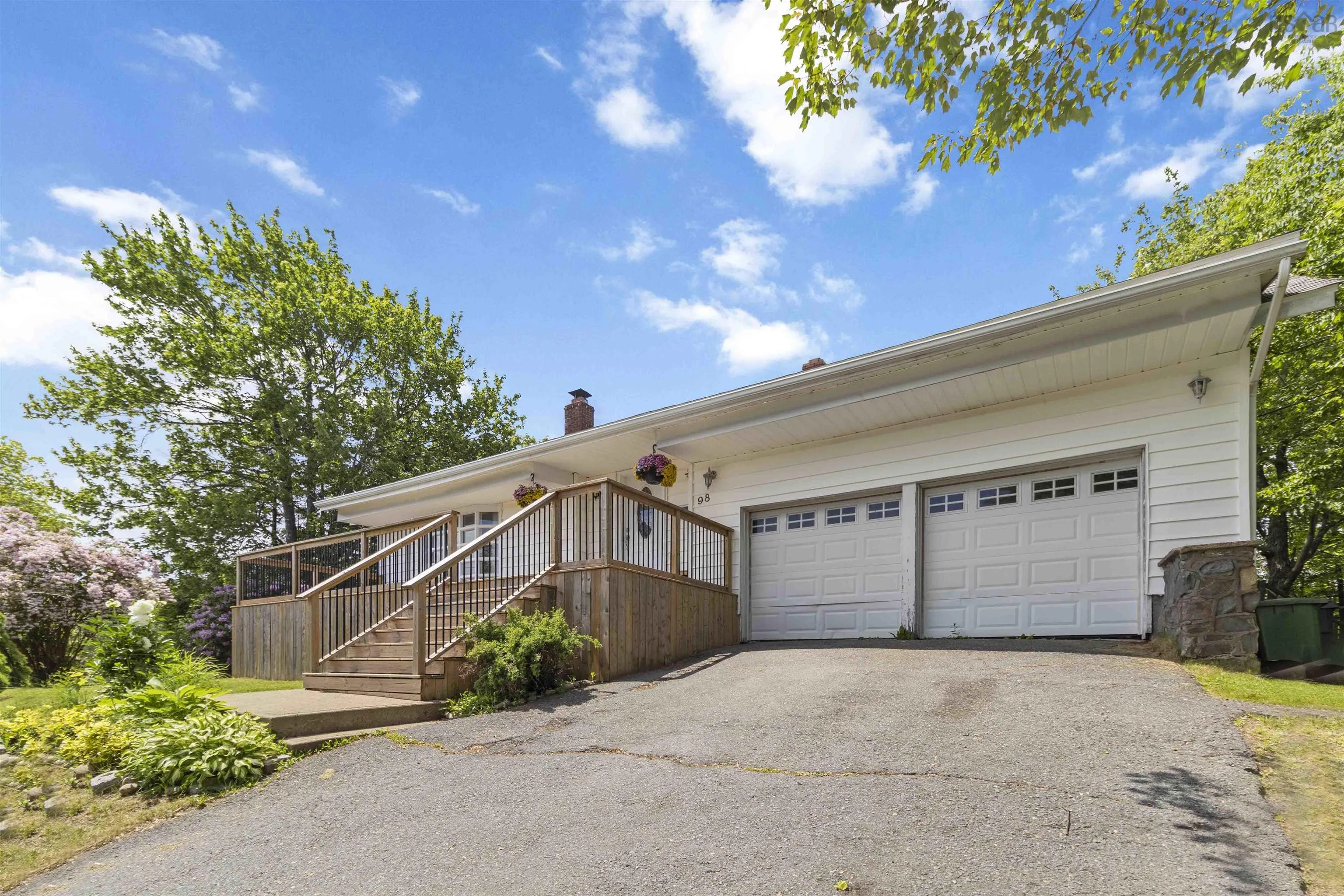 98 Wildwood Boulevard, Dartmouth, NS B2W 2M1, 4 Bedrooms Bedrooms, ,2 BathroomsBathrooms,Residential,For Sale,Wildwood,202515949