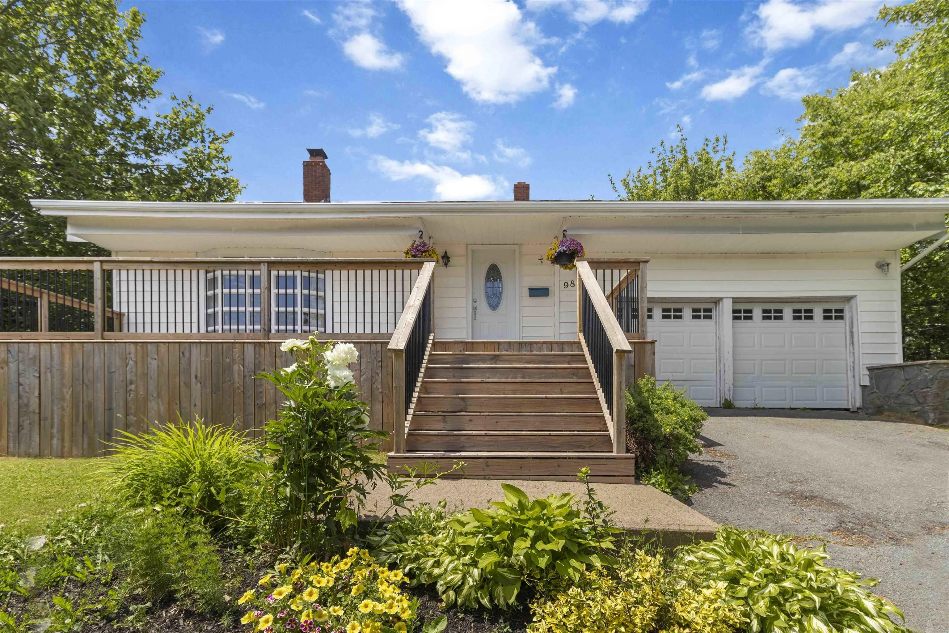 98 Wildwood Boulevard, Dartmouth, NS B2W 2M1, 4 Bedrooms Bedrooms, ,2 BathroomsBathrooms,Residential,For Sale,Wildwood,202515949