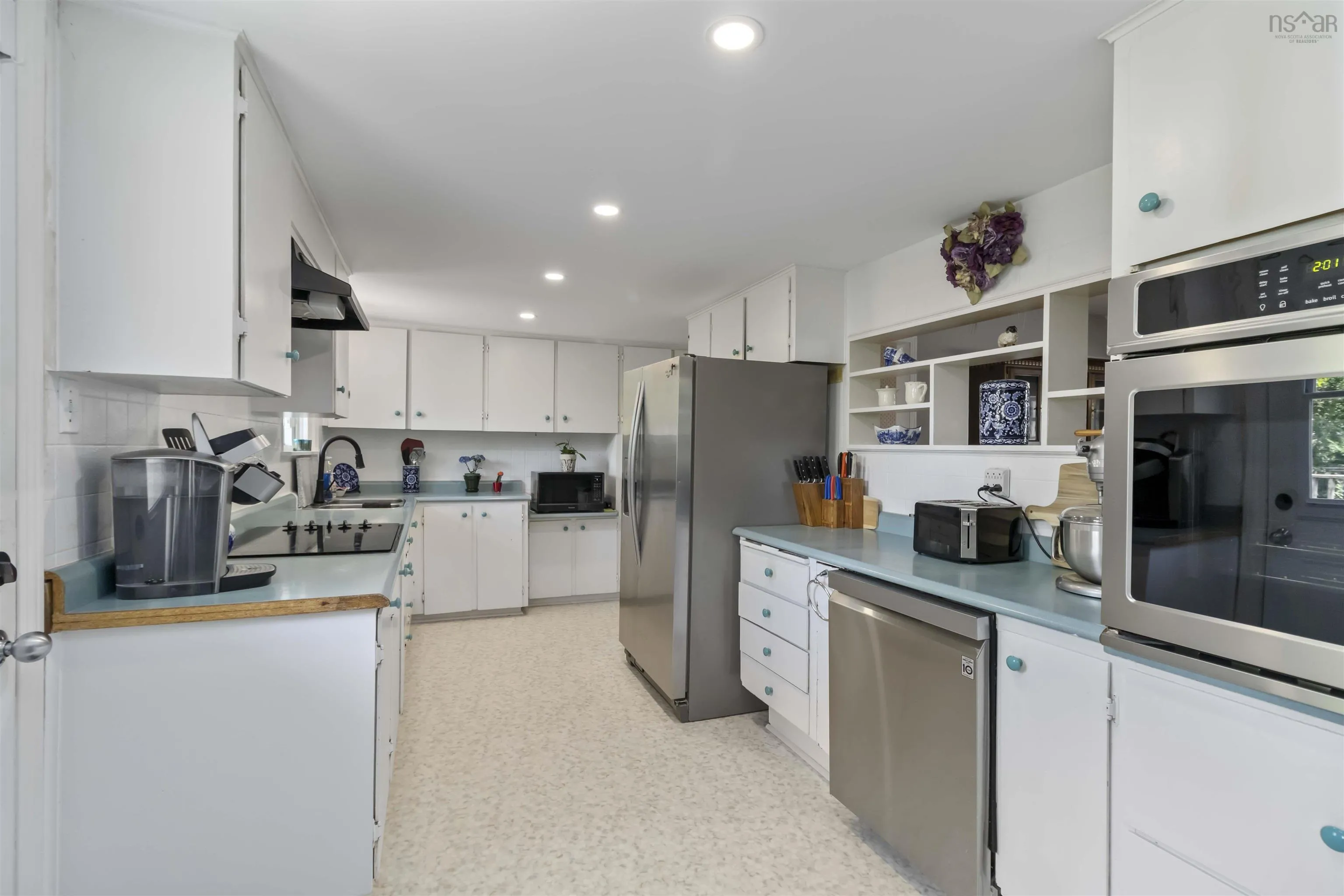 98 Wildwood Boulevard, Dartmouth, NS B2W 2M1, 4 Bedrooms Bedrooms, ,2 BathroomsBathrooms,Residential,For Sale,Wildwood,202515949