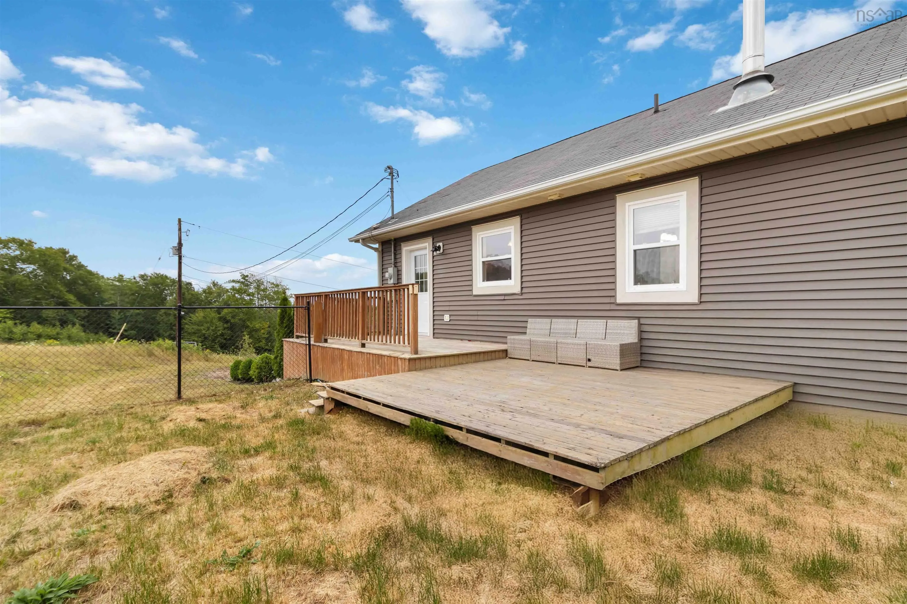 413 East Uniacke Road, Mount Uniacke, NS B0N 1Z0, 4 Bedrooms Bedrooms, ,3 BathroomsBathrooms,Residential,For Sale,East Uniacke,202519430
