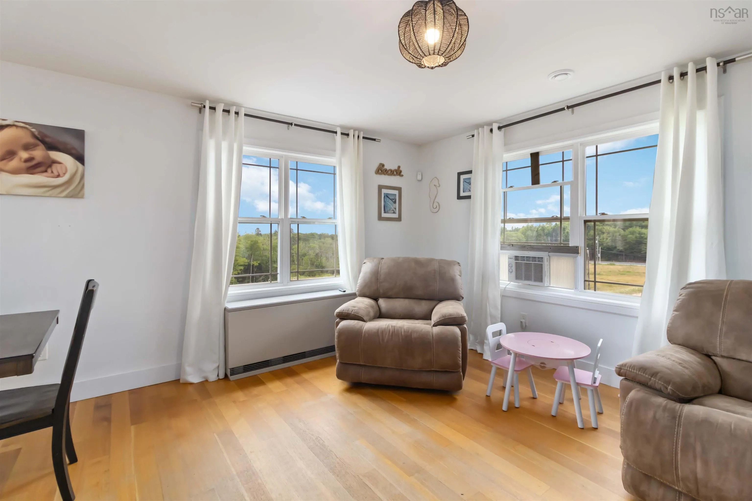413 East Uniacke Road, Mount Uniacke, NS B0N 1Z0, 4 Bedrooms Bedrooms, ,3 BathroomsBathrooms,Residential,For Sale,East Uniacke,202519430