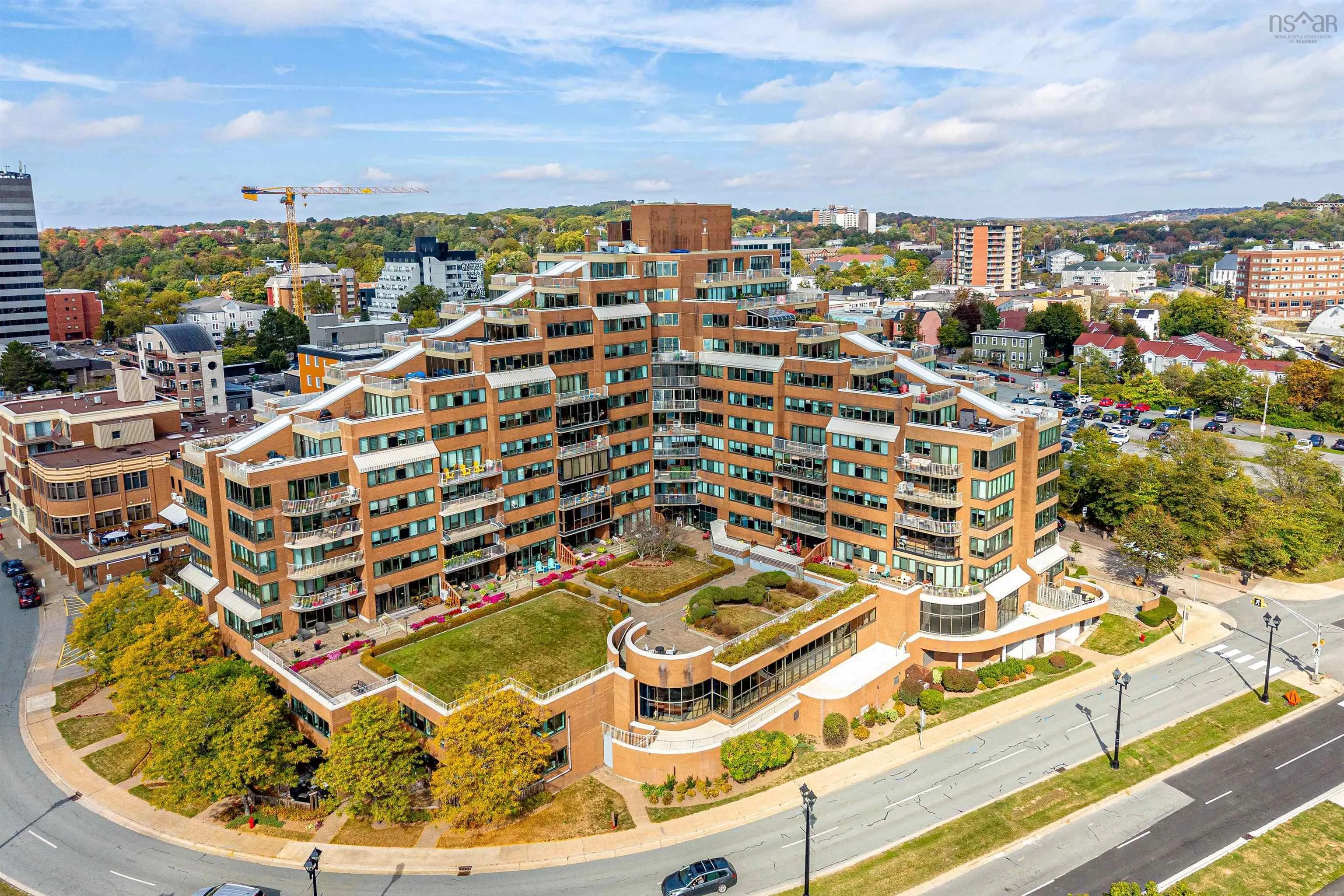 1 Prince Street, Dartmouth, NS B2Y 4L3, 2 Bedrooms Bedrooms, ,2 BathroomsBathrooms,Residential,For Sale,Prince,202525556