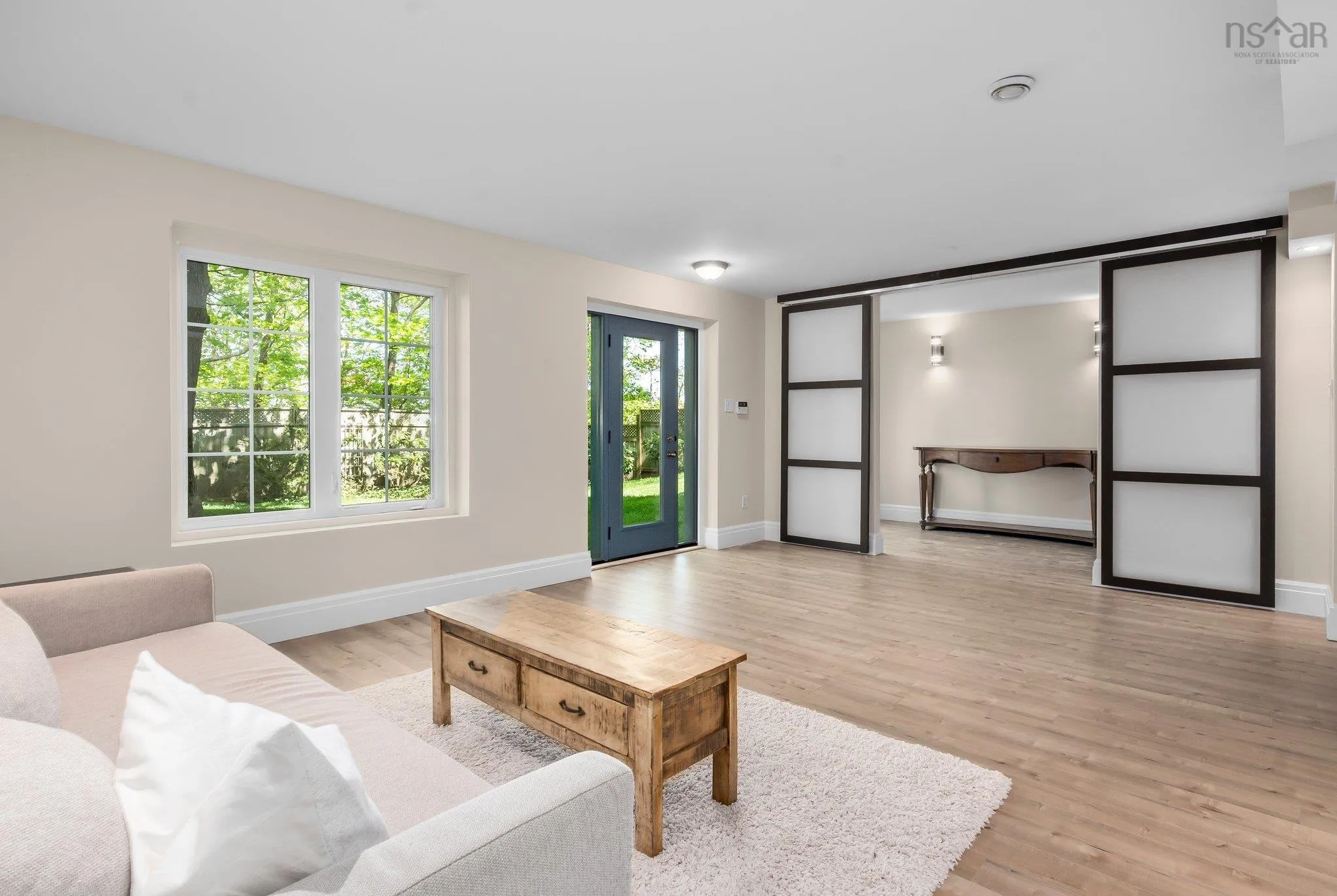 745 Young Avenue, Halifax, NS B3H 2V8, 6 Bedrooms Bedrooms, ,4 BathroomsBathrooms,Residential,For Sale,Young,202512650