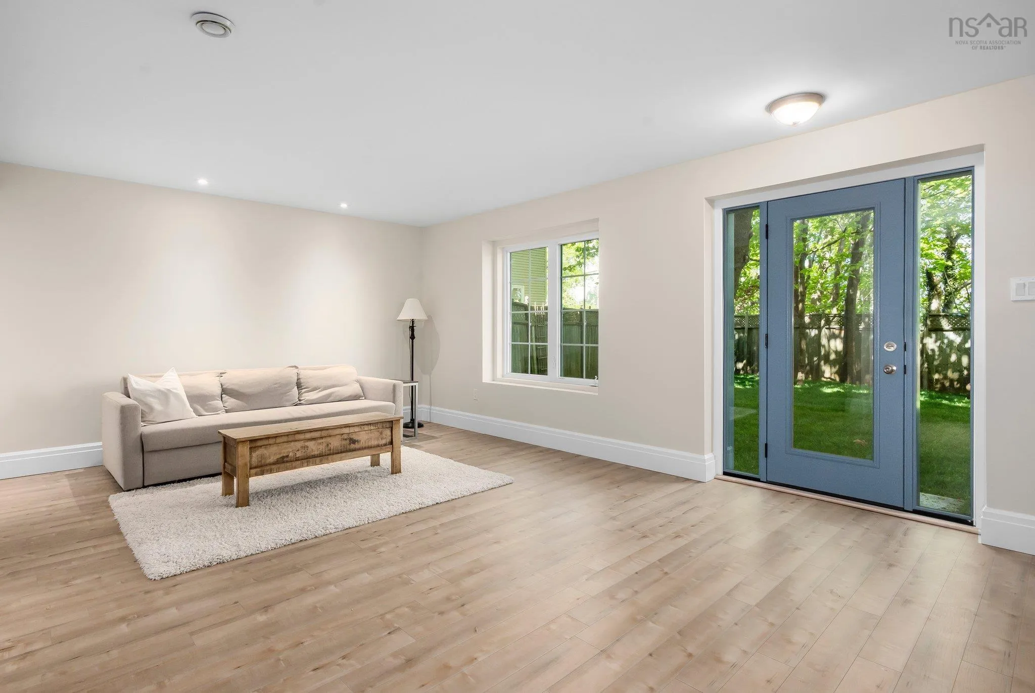 745 Young Avenue, Halifax, NS B3H 2V8, 6 Bedrooms Bedrooms, ,4 BathroomsBathrooms,Residential,For Sale,Young,202512650