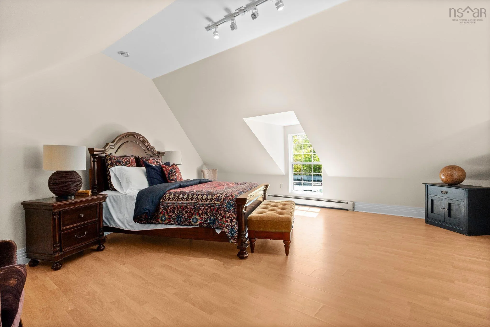 745 Young Avenue, Halifax, NS B3H 2V8, 6 Bedrooms Bedrooms, ,4 BathroomsBathrooms,Residential,For Sale,Young,202512650