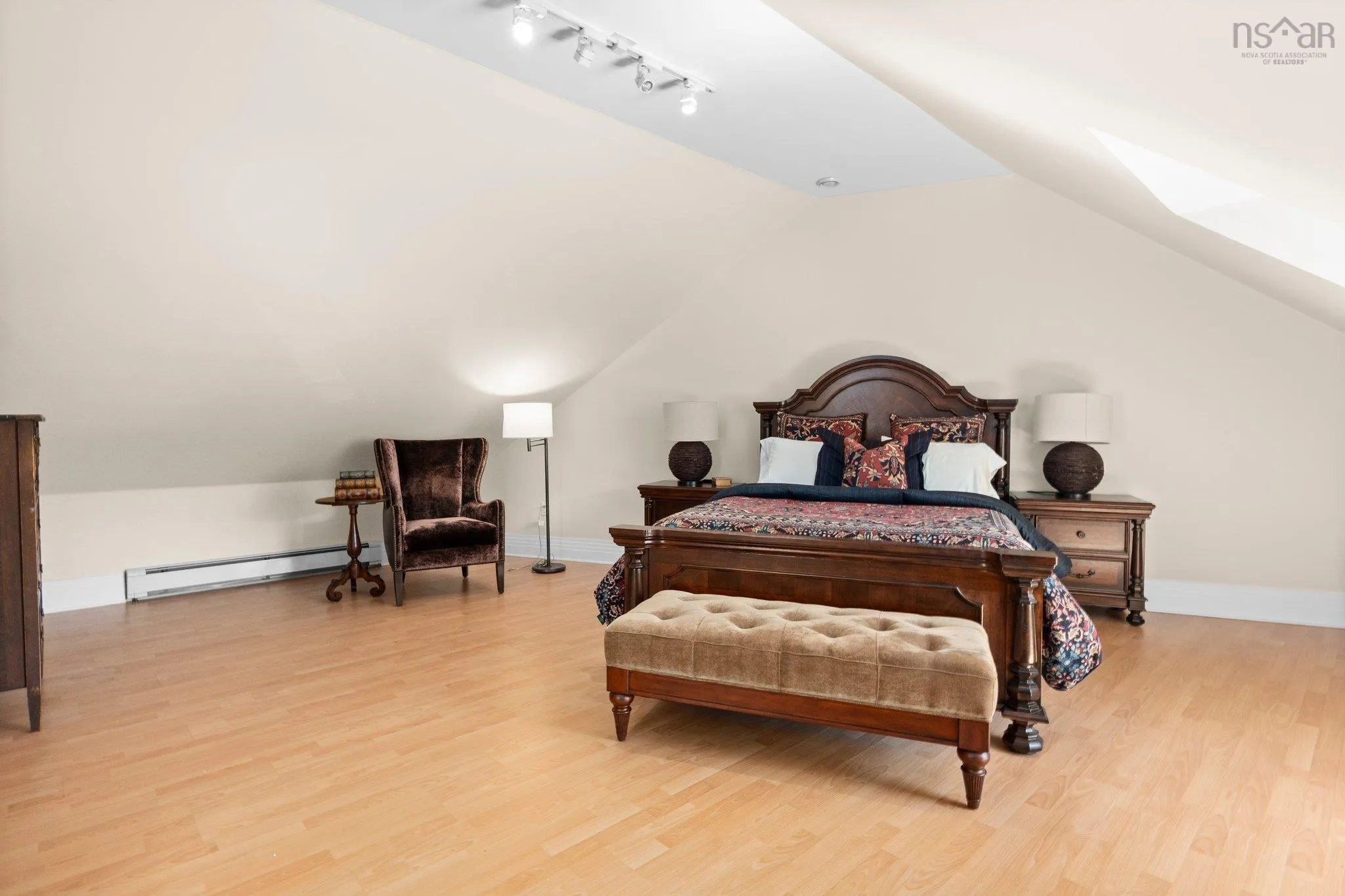 745 Young Avenue, Halifax, NS B3H 2V8, 6 Bedrooms Bedrooms, ,4 BathroomsBathrooms,Residential,For Sale,Young,202512650