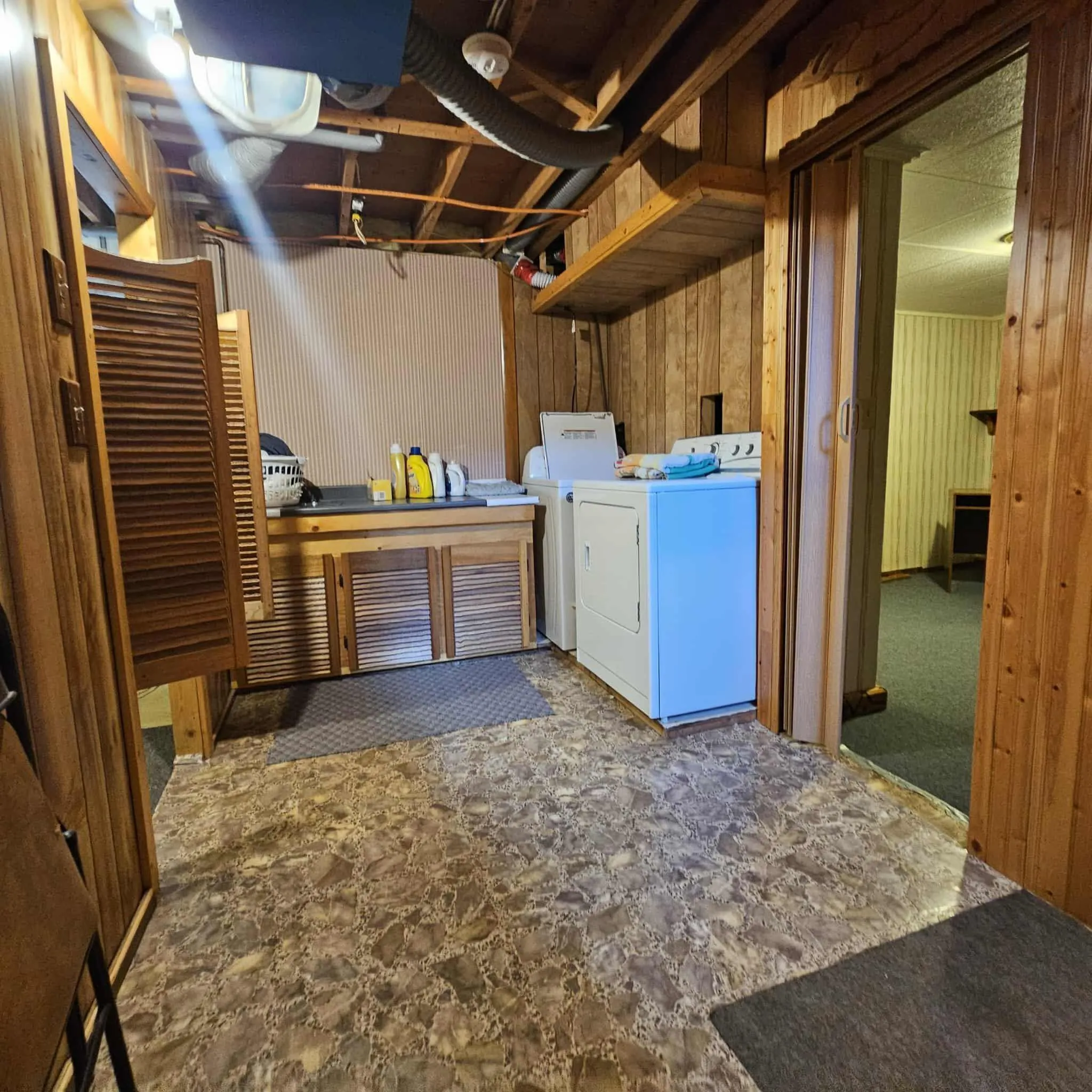 27 Young Street, Sydney, NS B1P 6P1, 2 Bedrooms Bedrooms, ,1 BathroomBathrooms,Residential,For Sale,Young,202521884