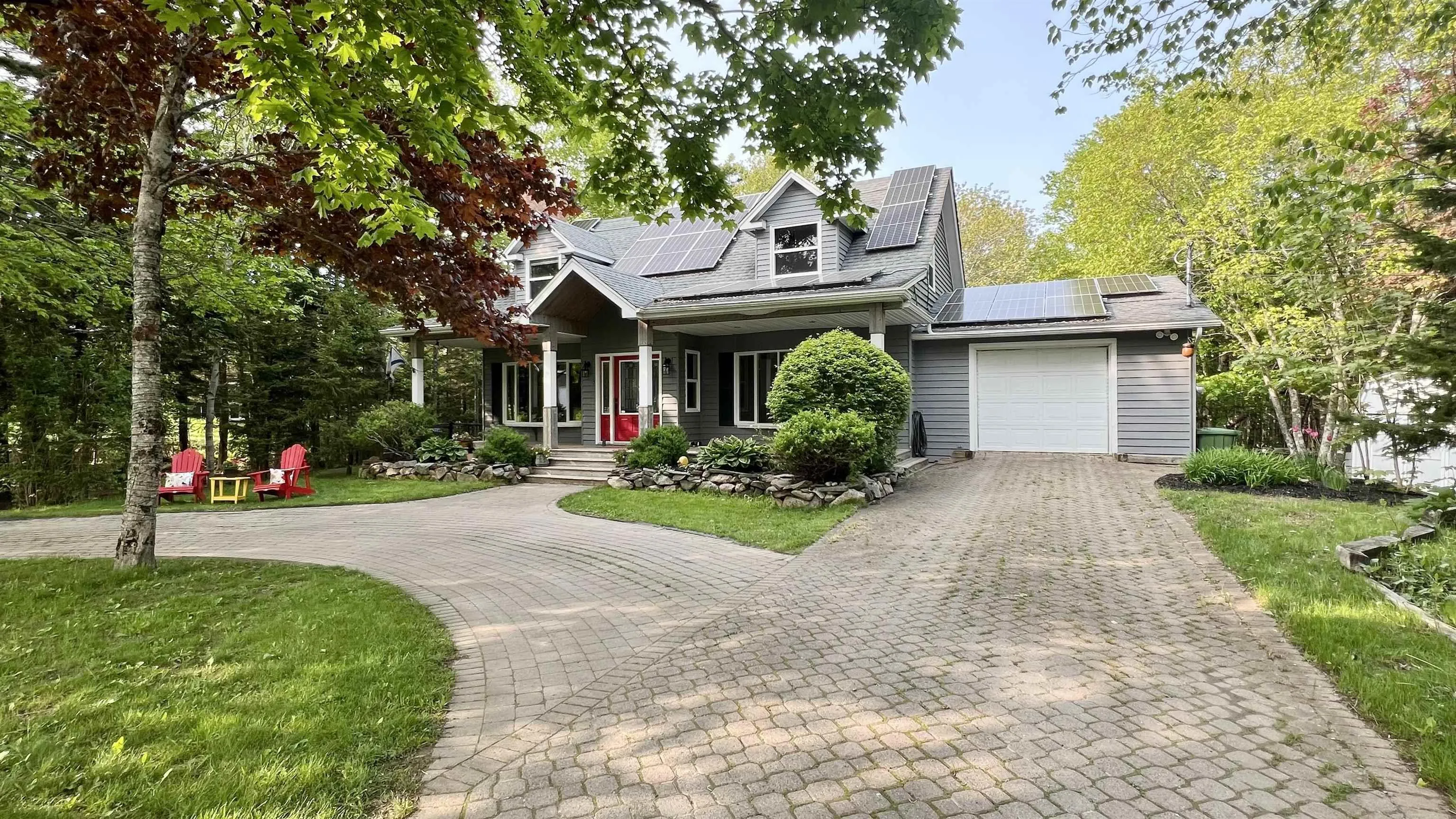 10 Kingsway Road, Hammonds Plains, NS B3Z 1K2, 4 Bedrooms Bedrooms, ,2 BathroomsBathrooms,Residential,For Sale,Kingsway,202522871