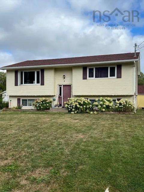 4 Brook Court, Elmsdale, NS B2S 1J8, 4 Bedrooms Bedrooms, ,Residential Income,For Sale,Brook,202522679