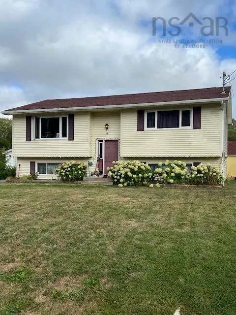 4 Brook Court, Elmsdale, NS B2S 1J8, 4 Bedrooms Bedrooms, ,Residential Income,For Sale,Brook,202522679
