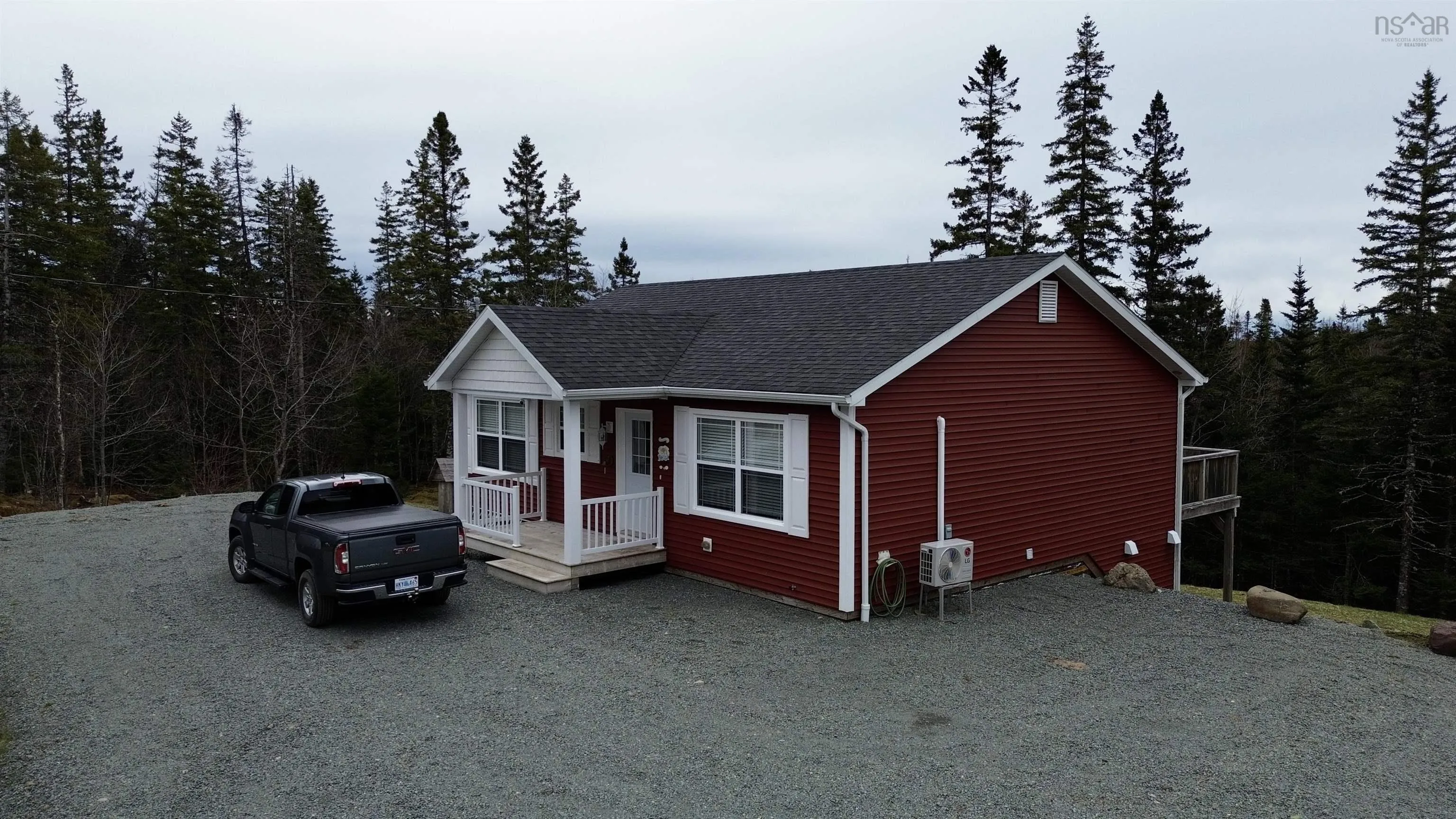 2 Doris Lane, Cleveland, NS B0E 1J0, 3 Bedrooms Bedrooms, ,2 BathroomsBathrooms,Residential,For Sale,Doris,202506825